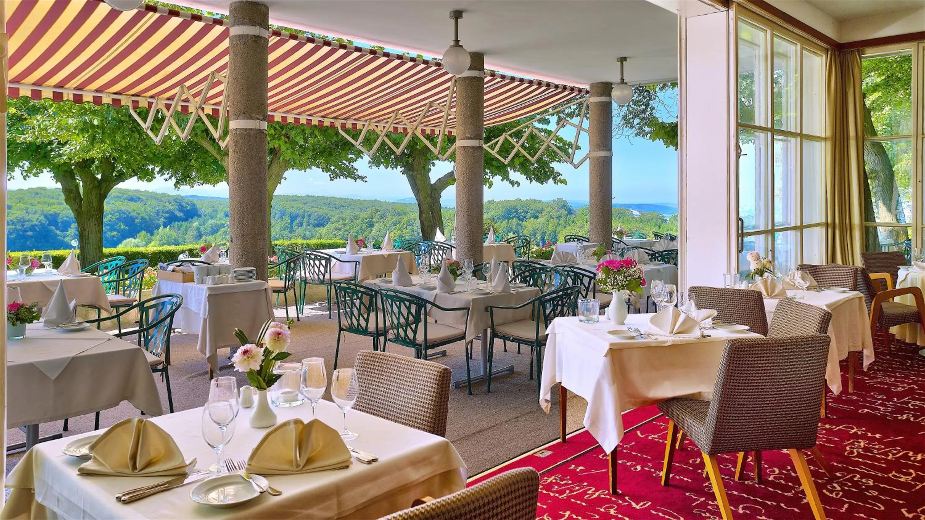 Restaurant/places to eat in Berghotel Tulbingerkogel