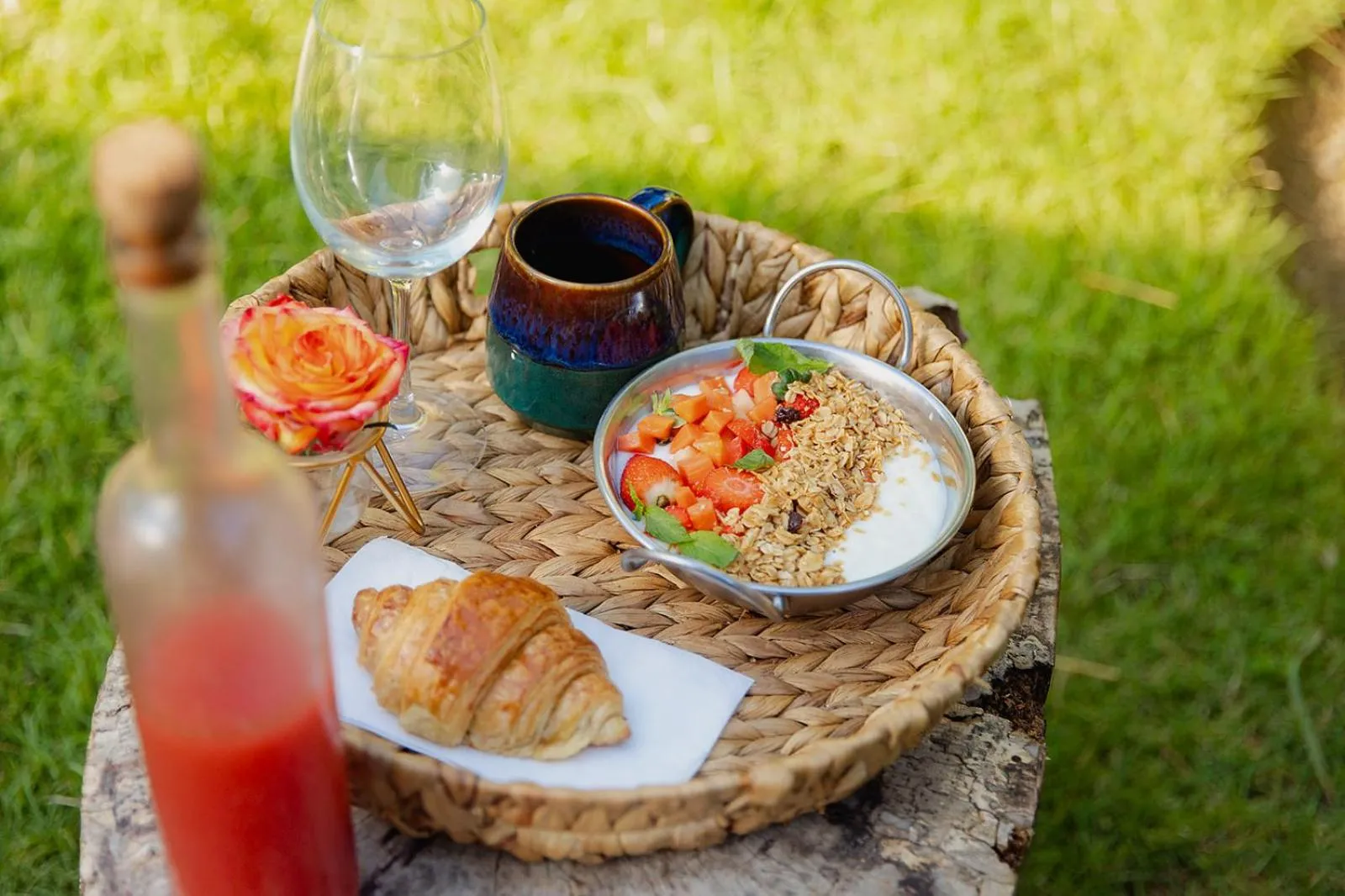 Restaurant/places to eat in Green Land Bubble Glamping