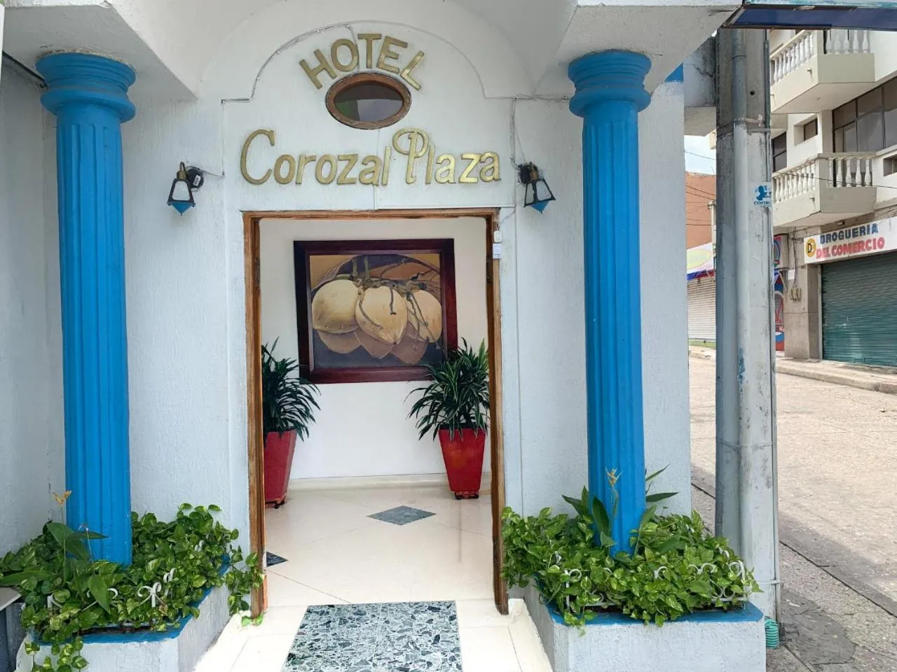 Facade/entrance in Hotel Corozal Plaza