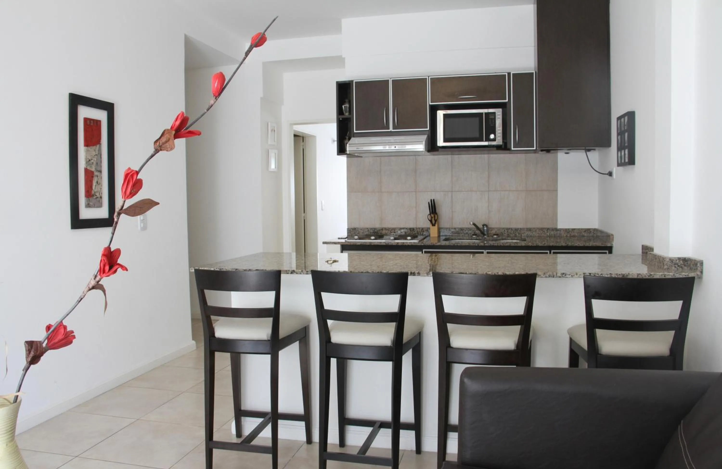 Photo of the whole room in Arenales Suites