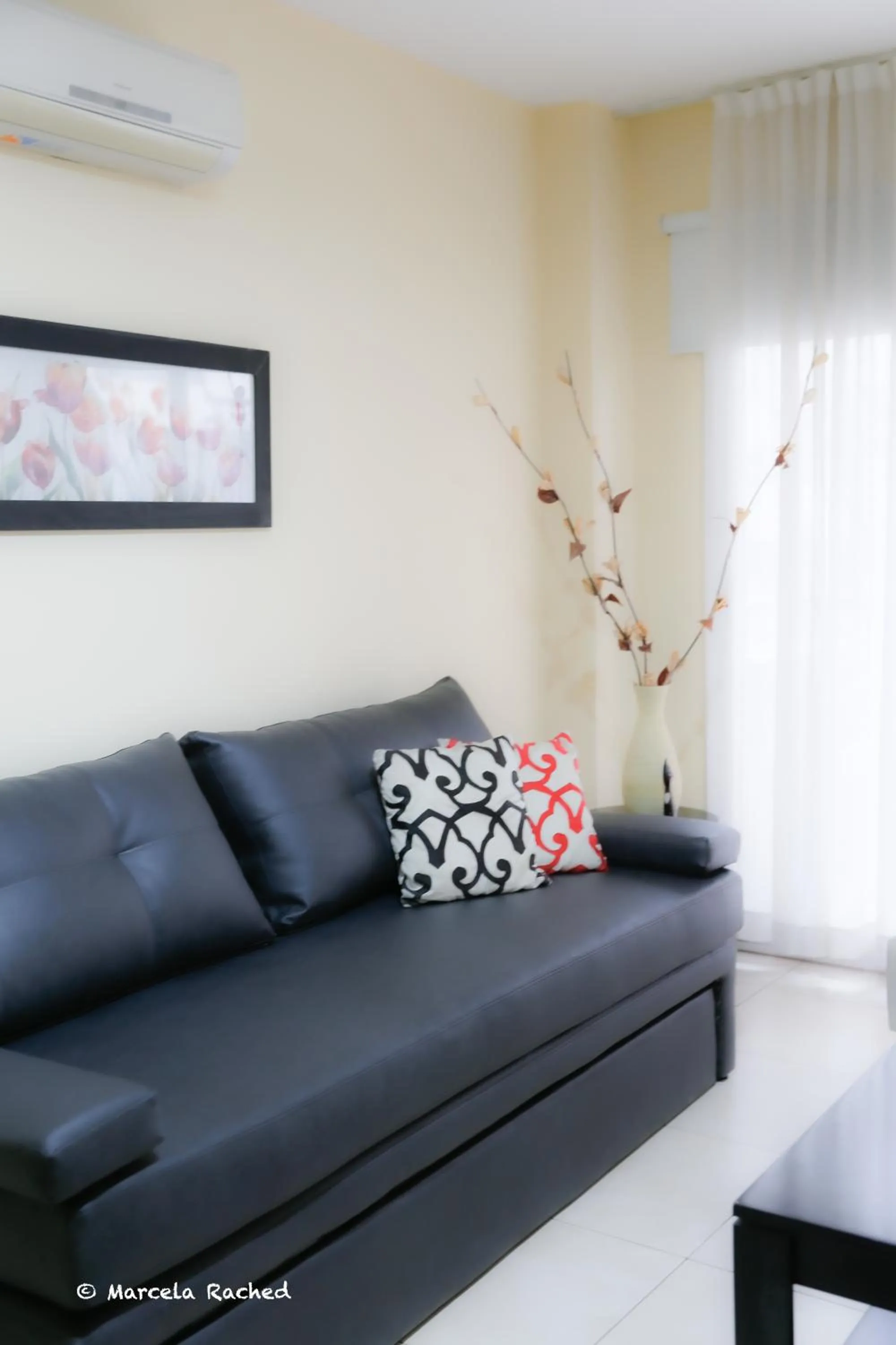 Seating area in Arenales Suites