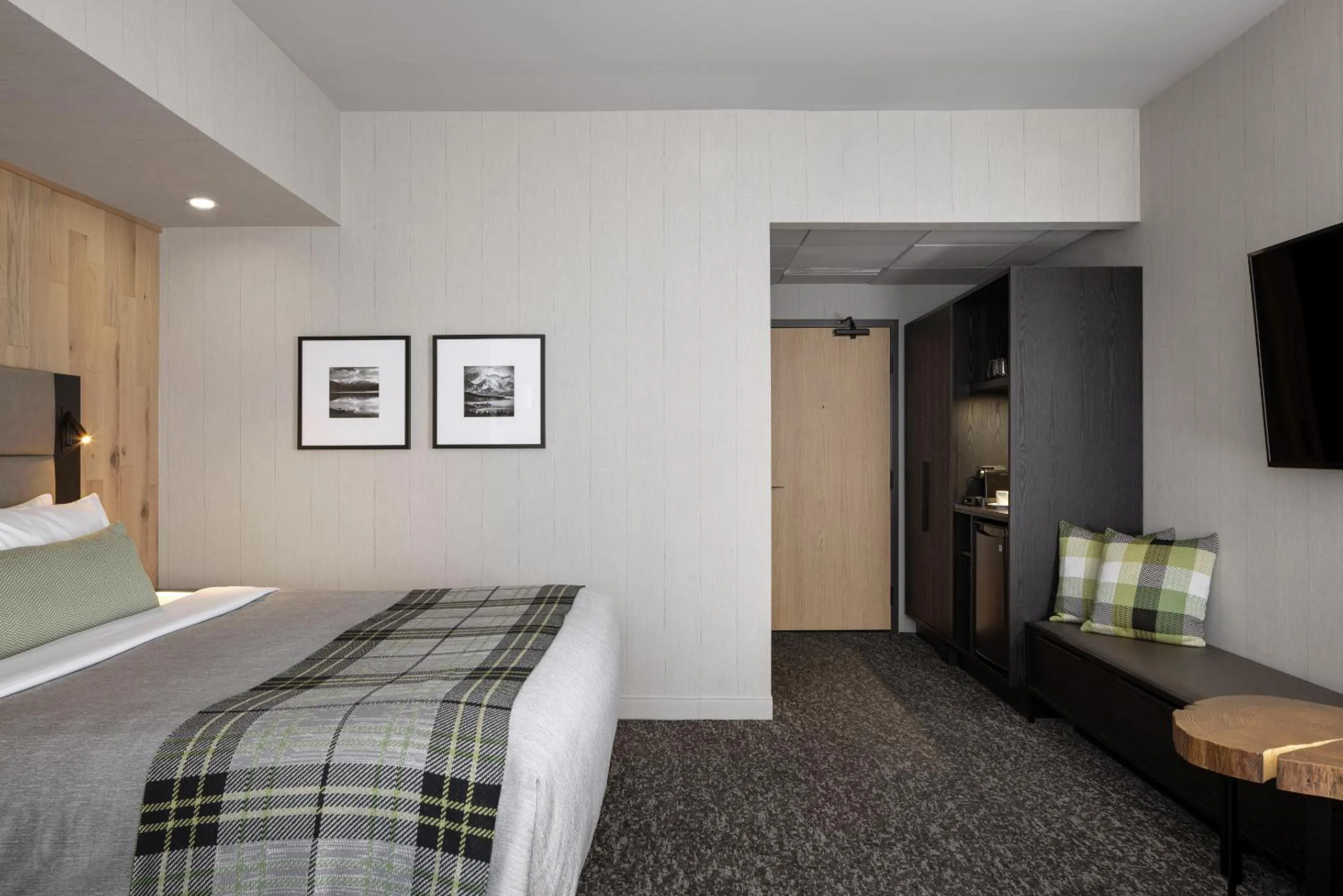 Bed in Peaks Hotel and Suites