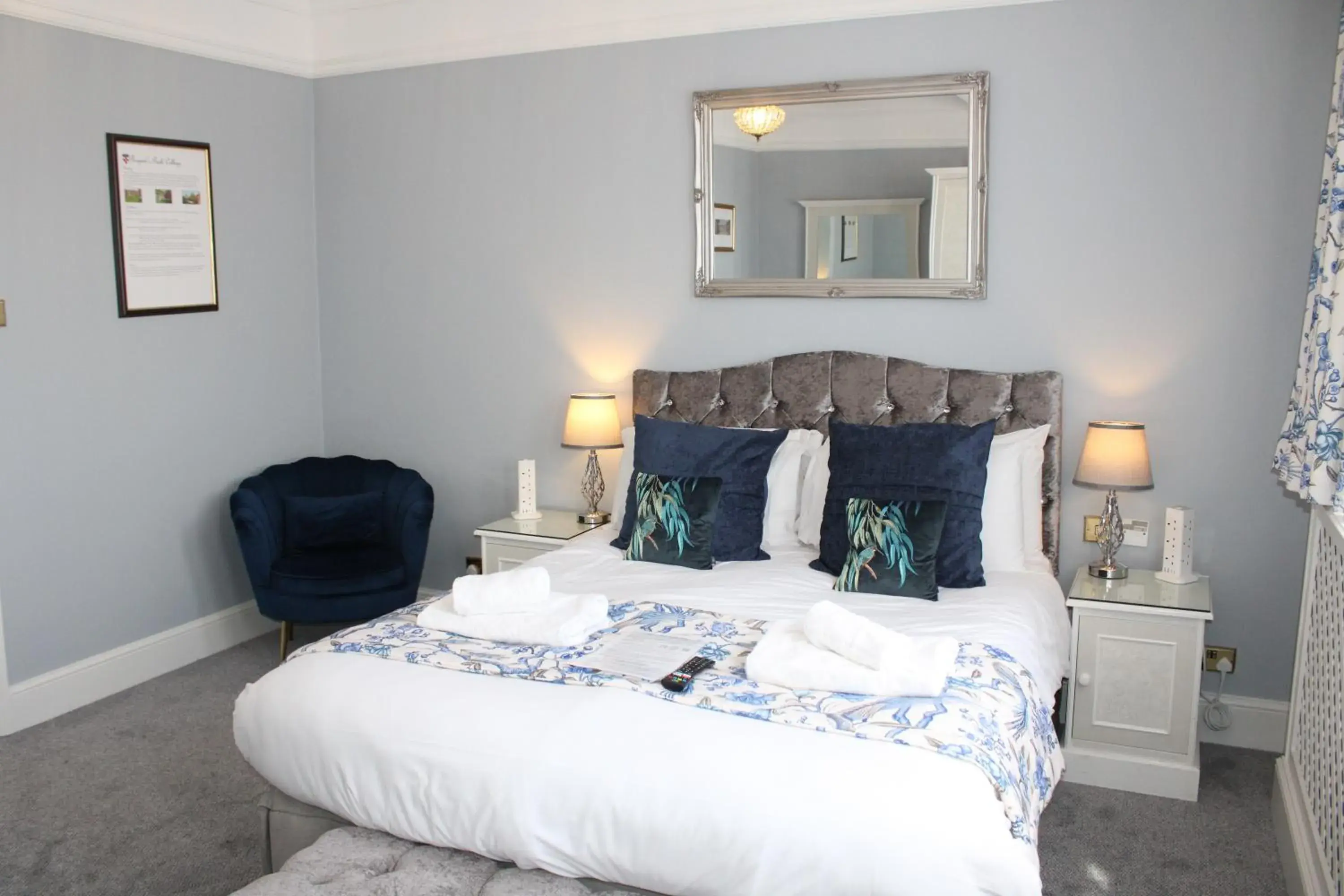 Superior Double Room in St Margaret's Hotel Superior Double Room in St Margaret's Hotel