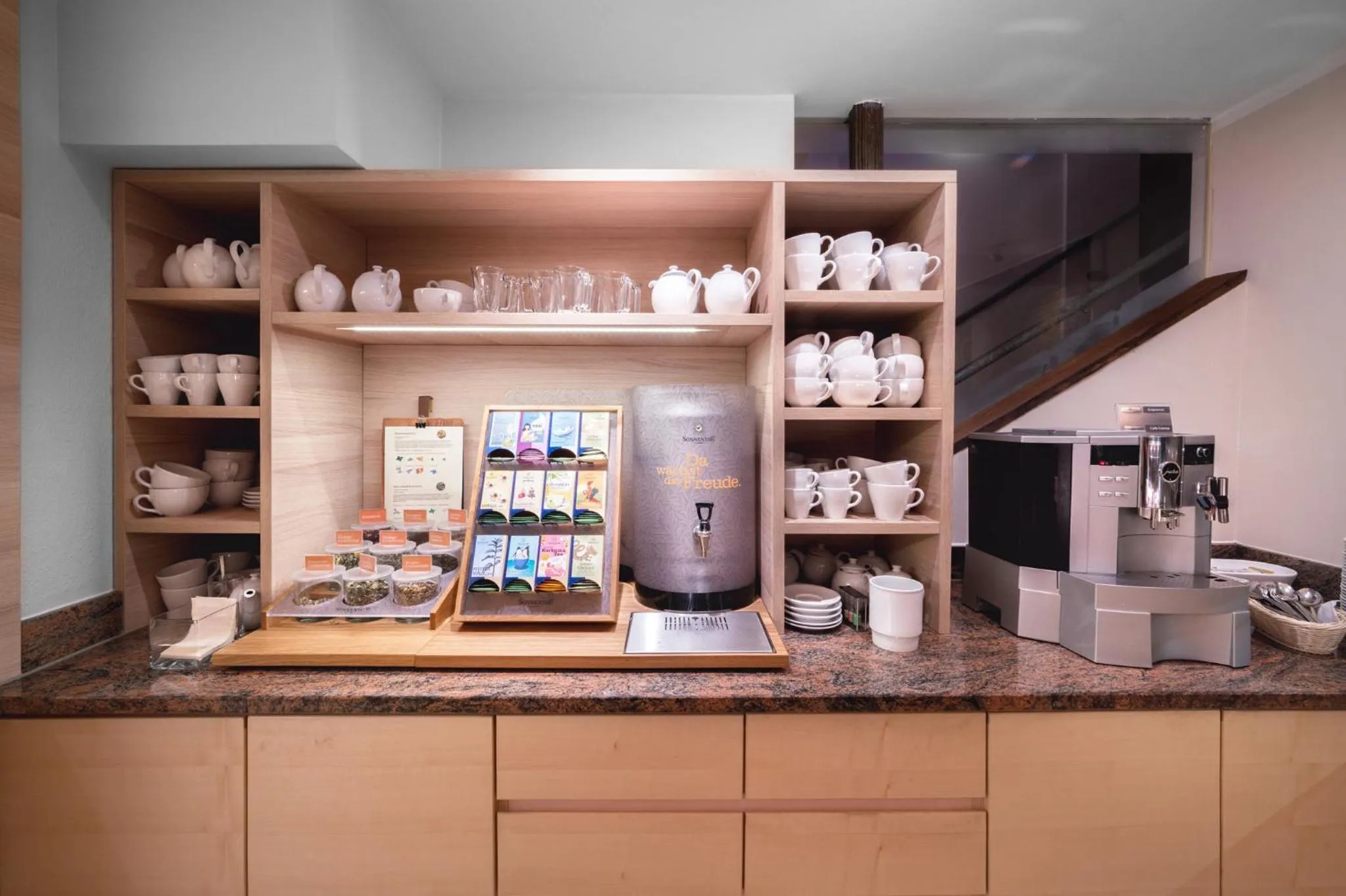 Buffet breakfast in Alpen Adria Hotel & Spa