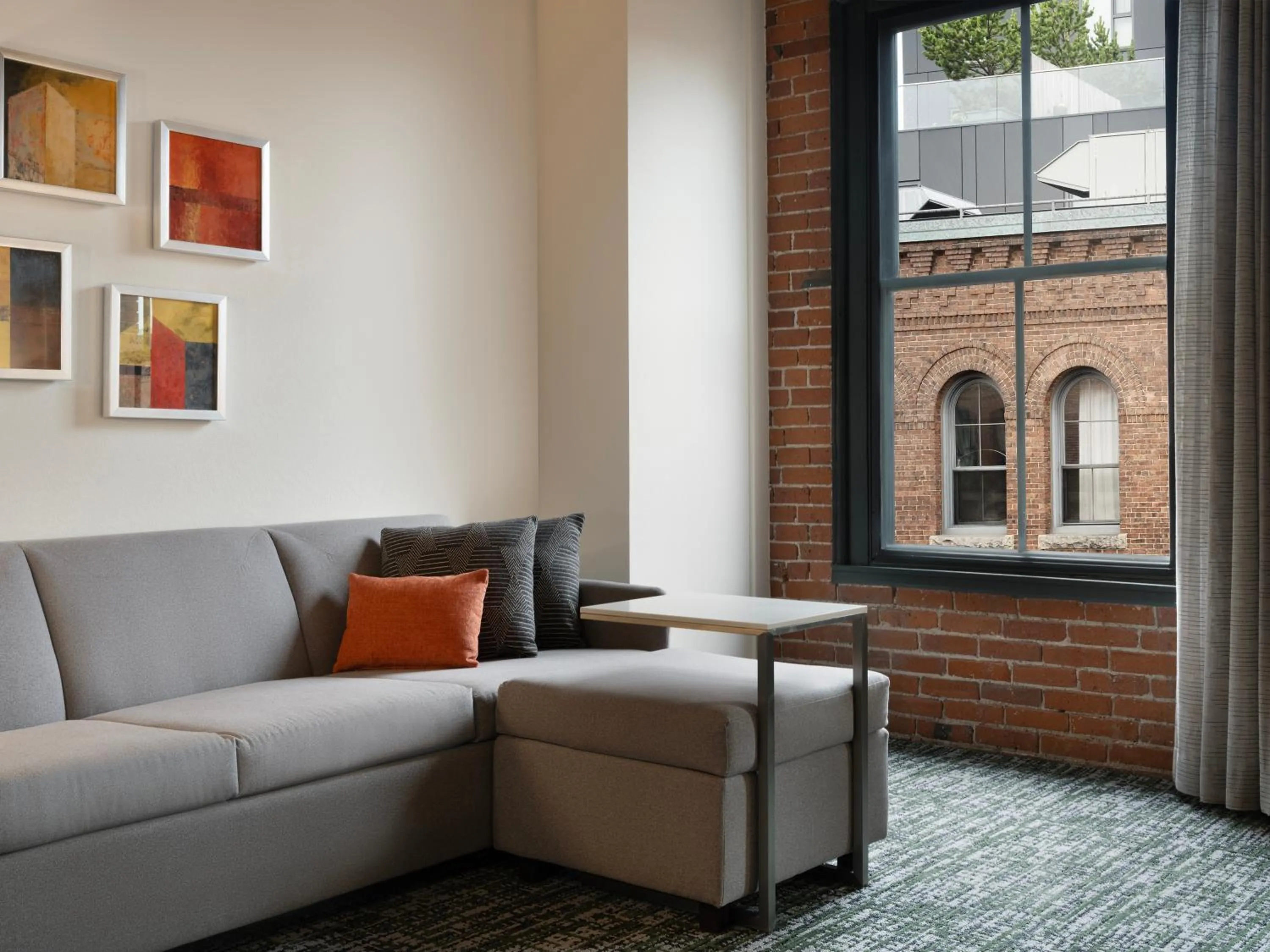 Living room in Residence Inn by Marriott Boston Downtown Seaport