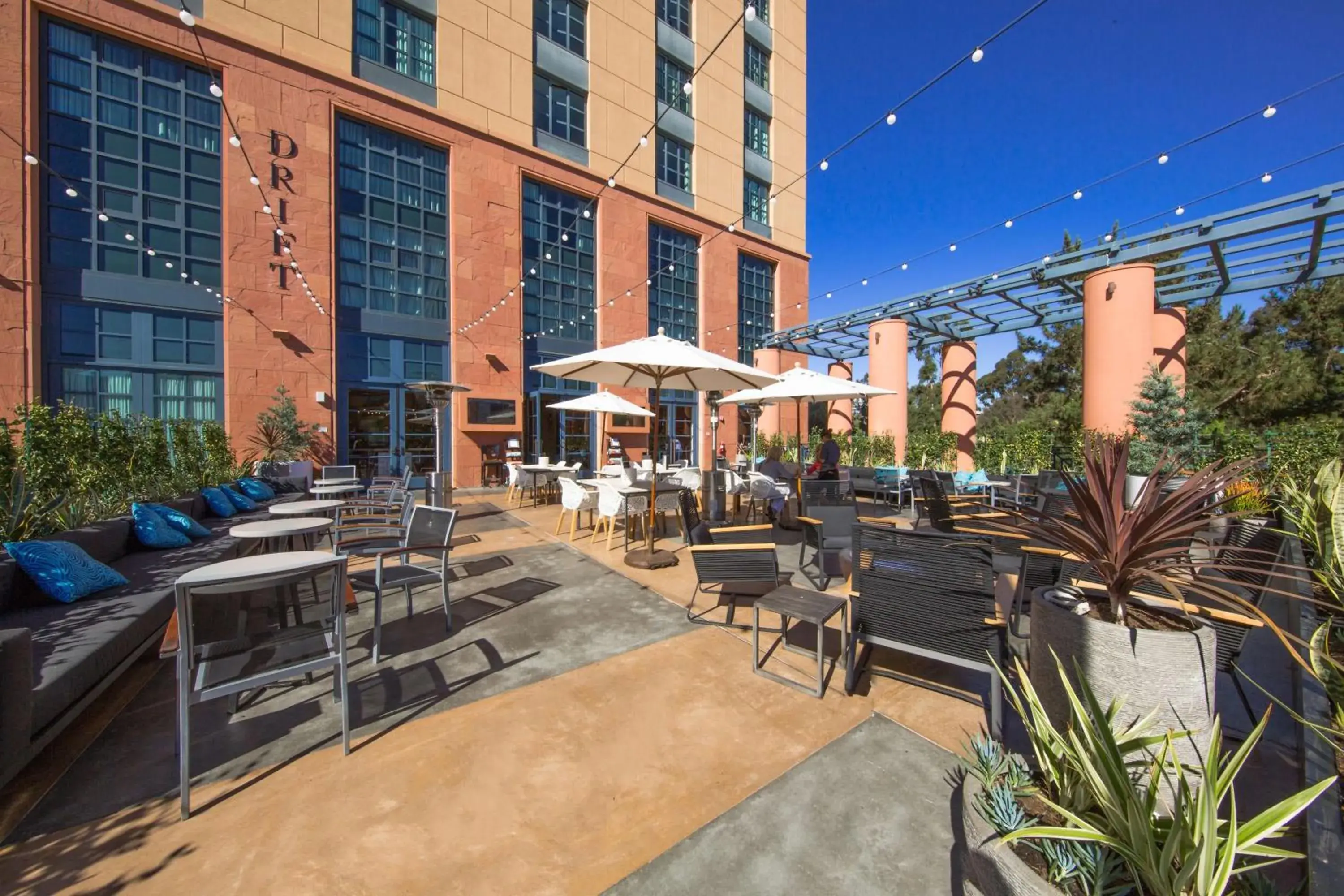 Restaurant/places to eat in Hyatt Regency La Jolla at Aventine Restaurant/places to eat in Hyatt Regency La Jolla at Aventine