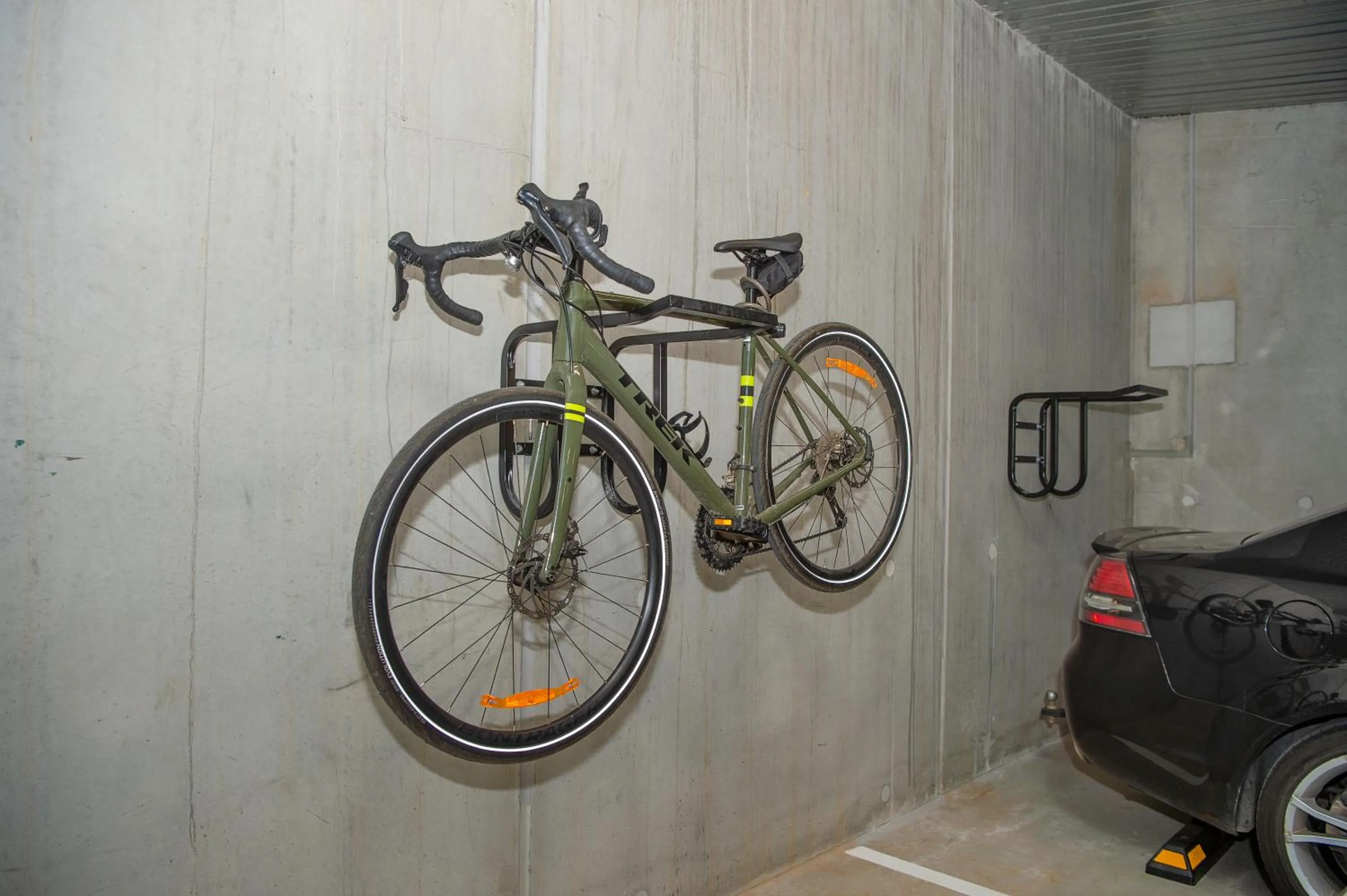 Parking in Oaks R Suites Geelong