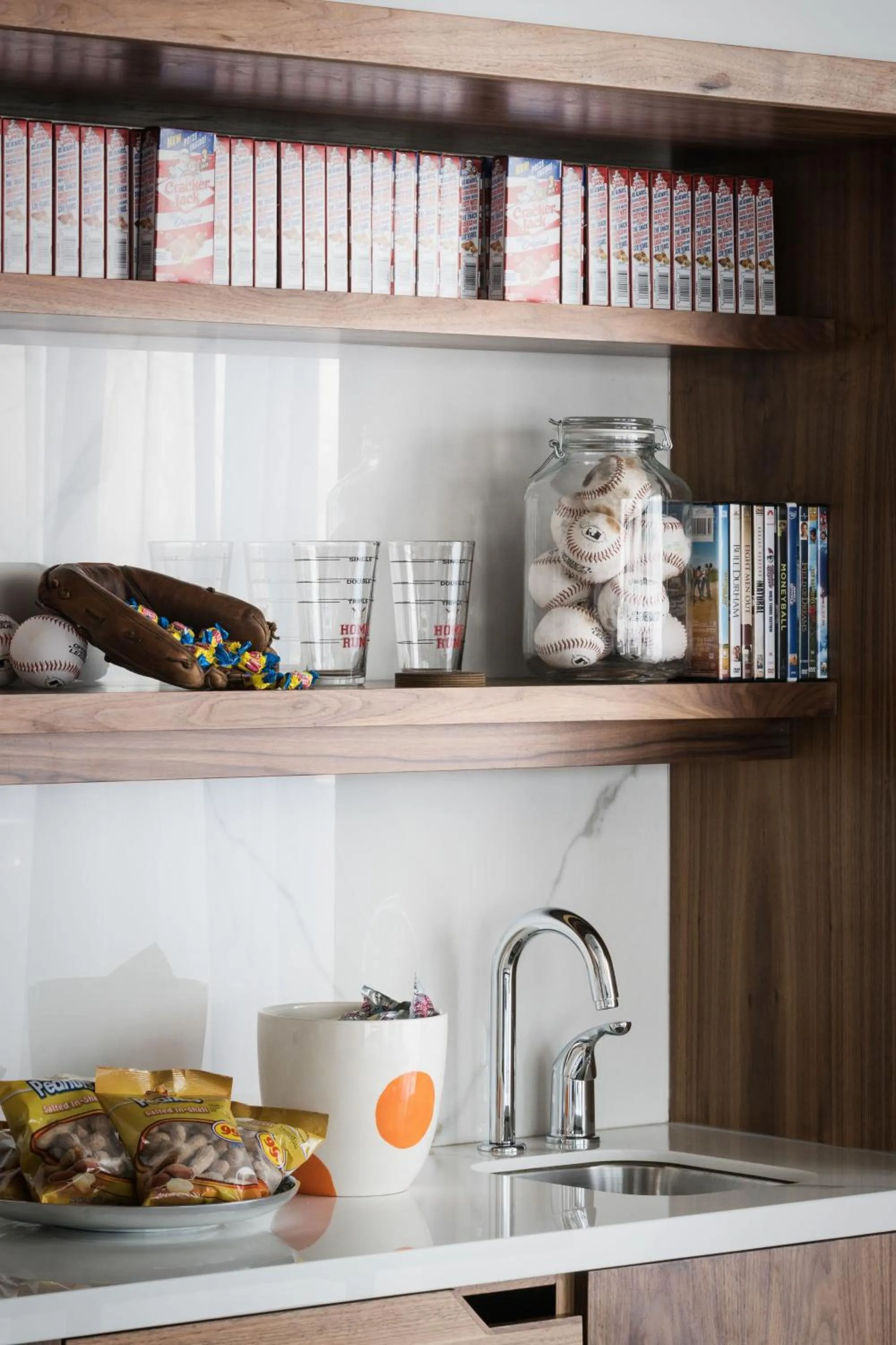 Kitchen or kitchenette in The Maven Hotel at Dairy Block
