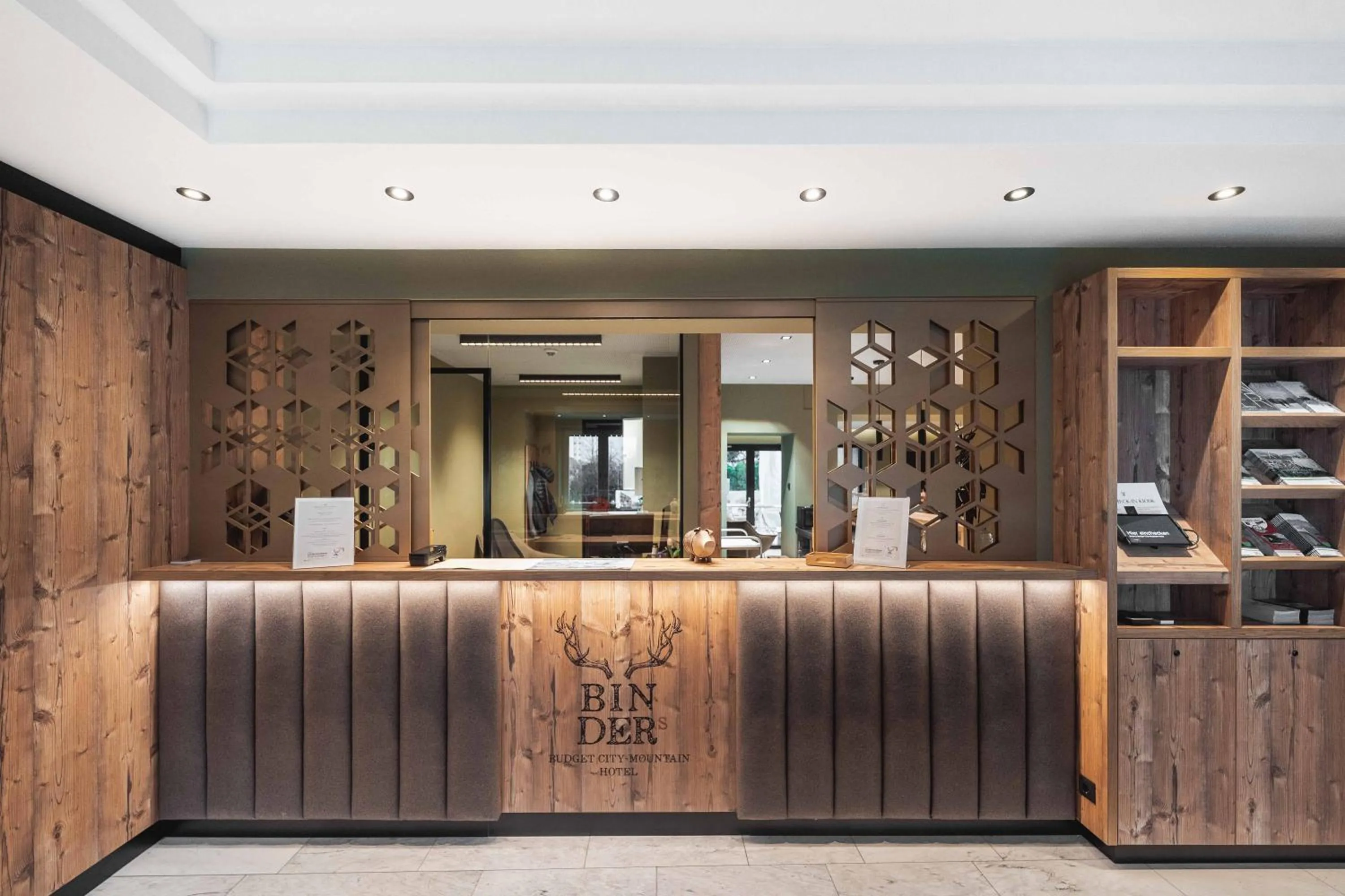 Lobby or reception in BinderS Budget City-Mountain Hotel