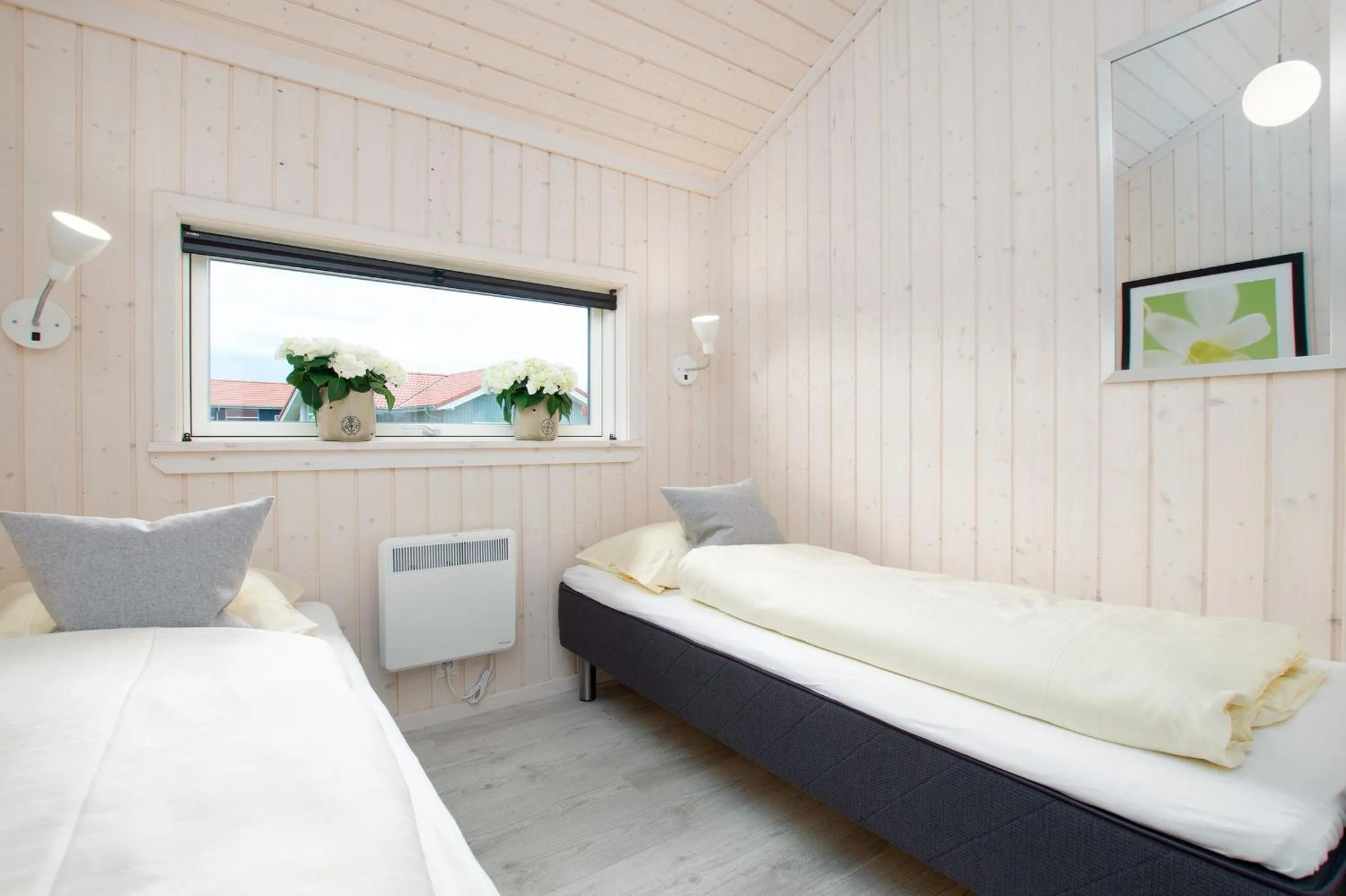 Bedroom, Bed in Resort 2 Ferienhaus Typ D 70