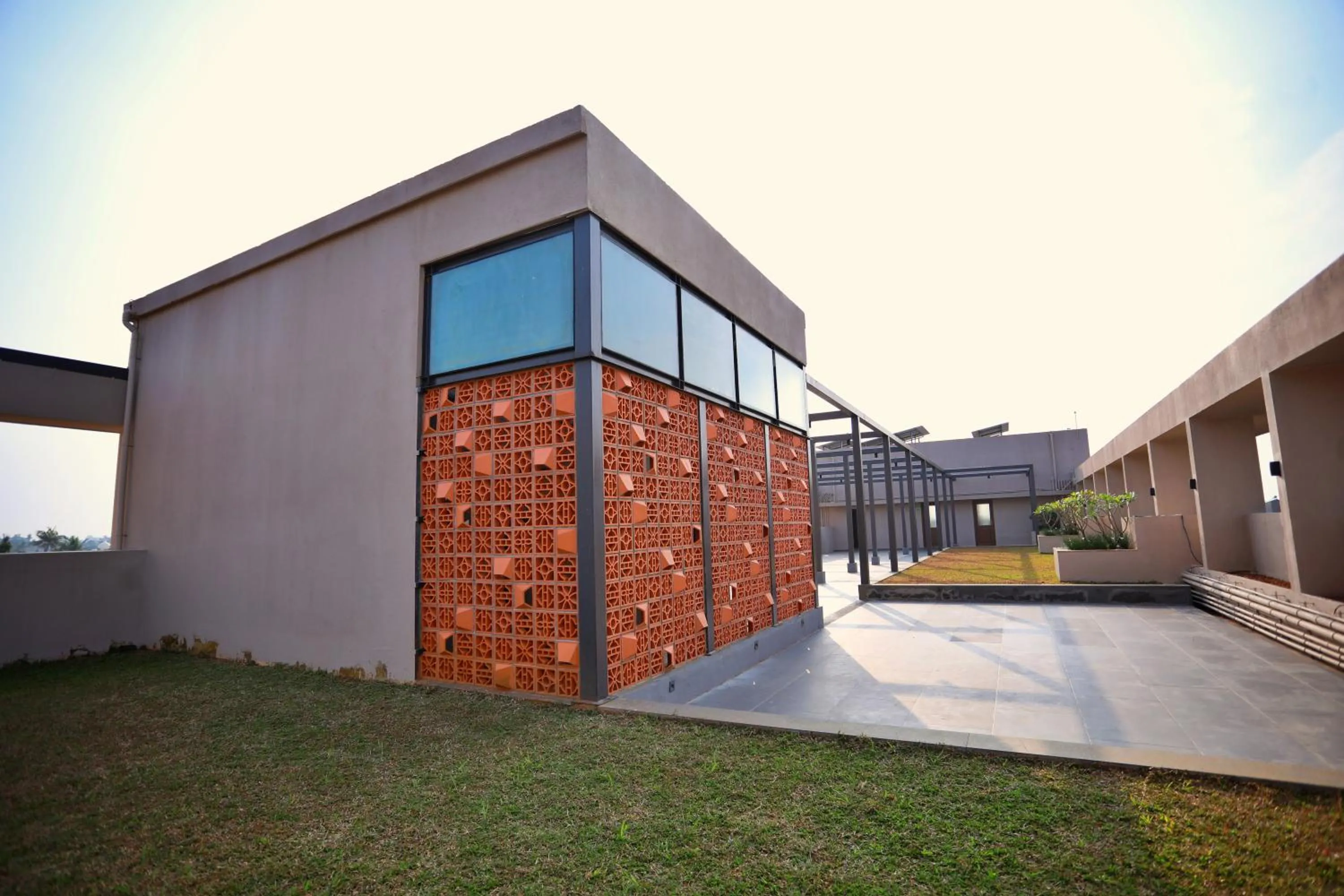 Property building in E.05 City Inn