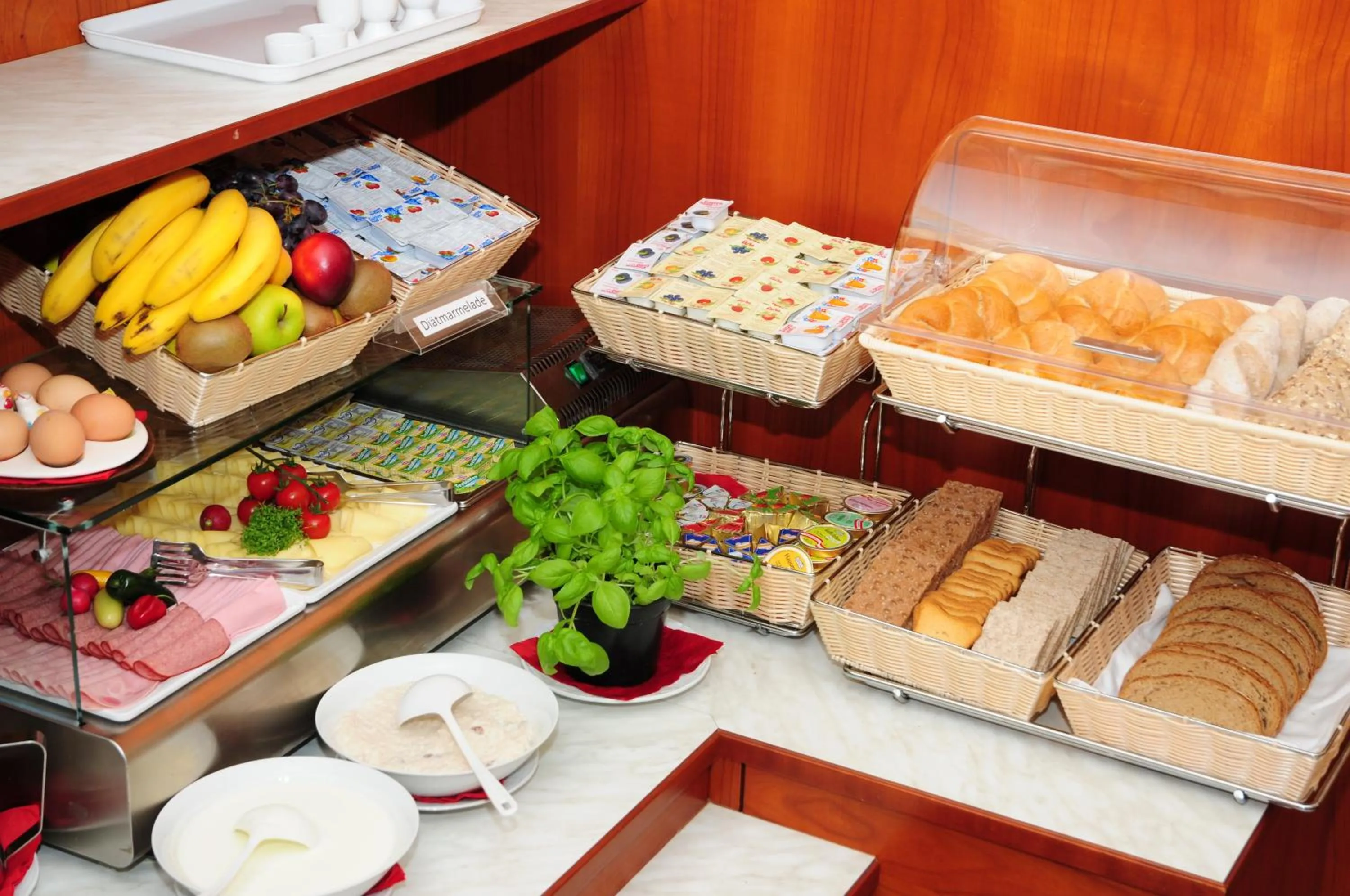 Food in HPA Hotel Andreas