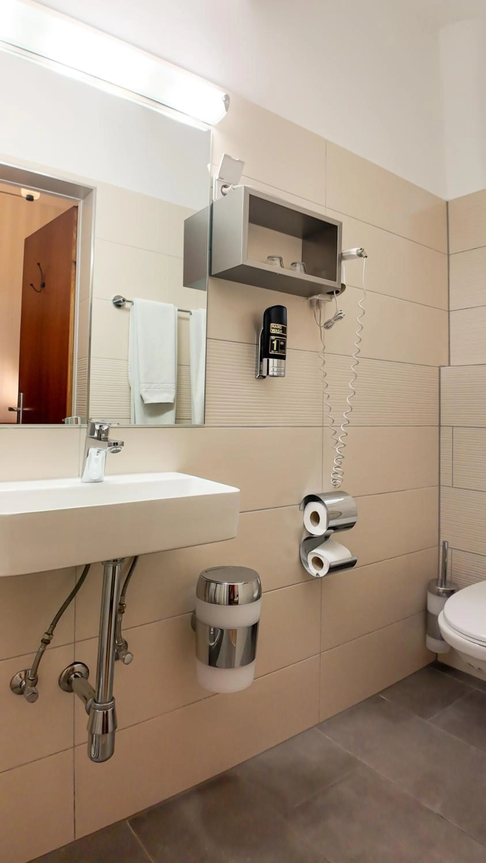 Toilet in HPA Hotel Andreas