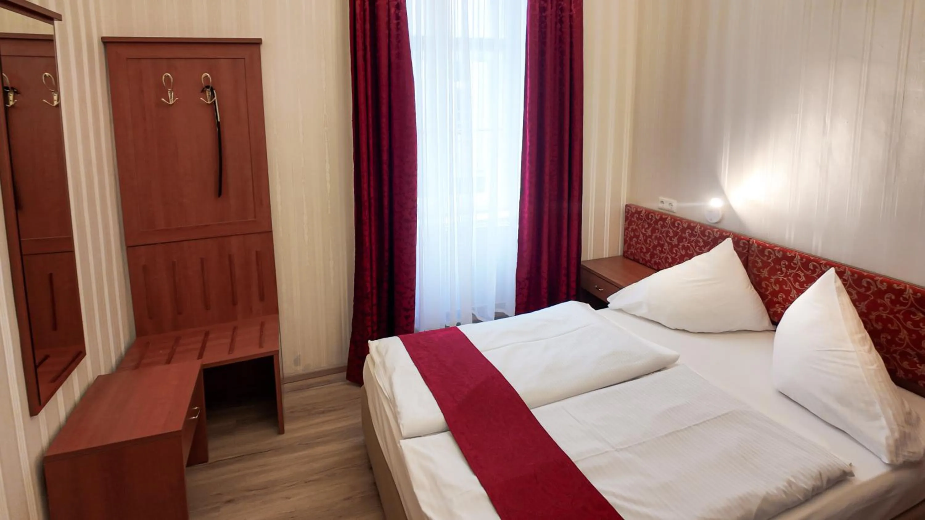 Bed in HPA Hotel Andreas