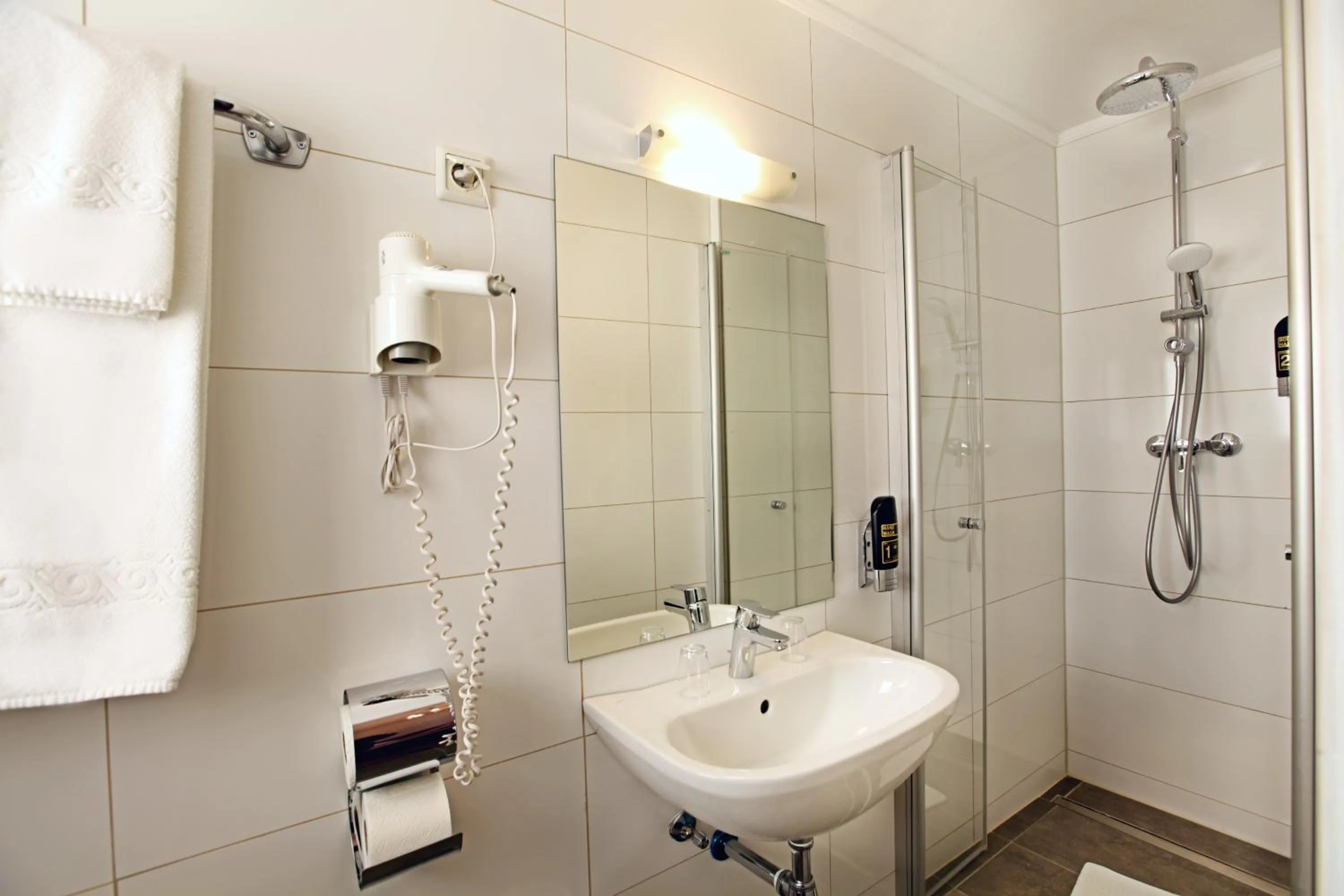 Bathroom in HPA Hotel Andreas