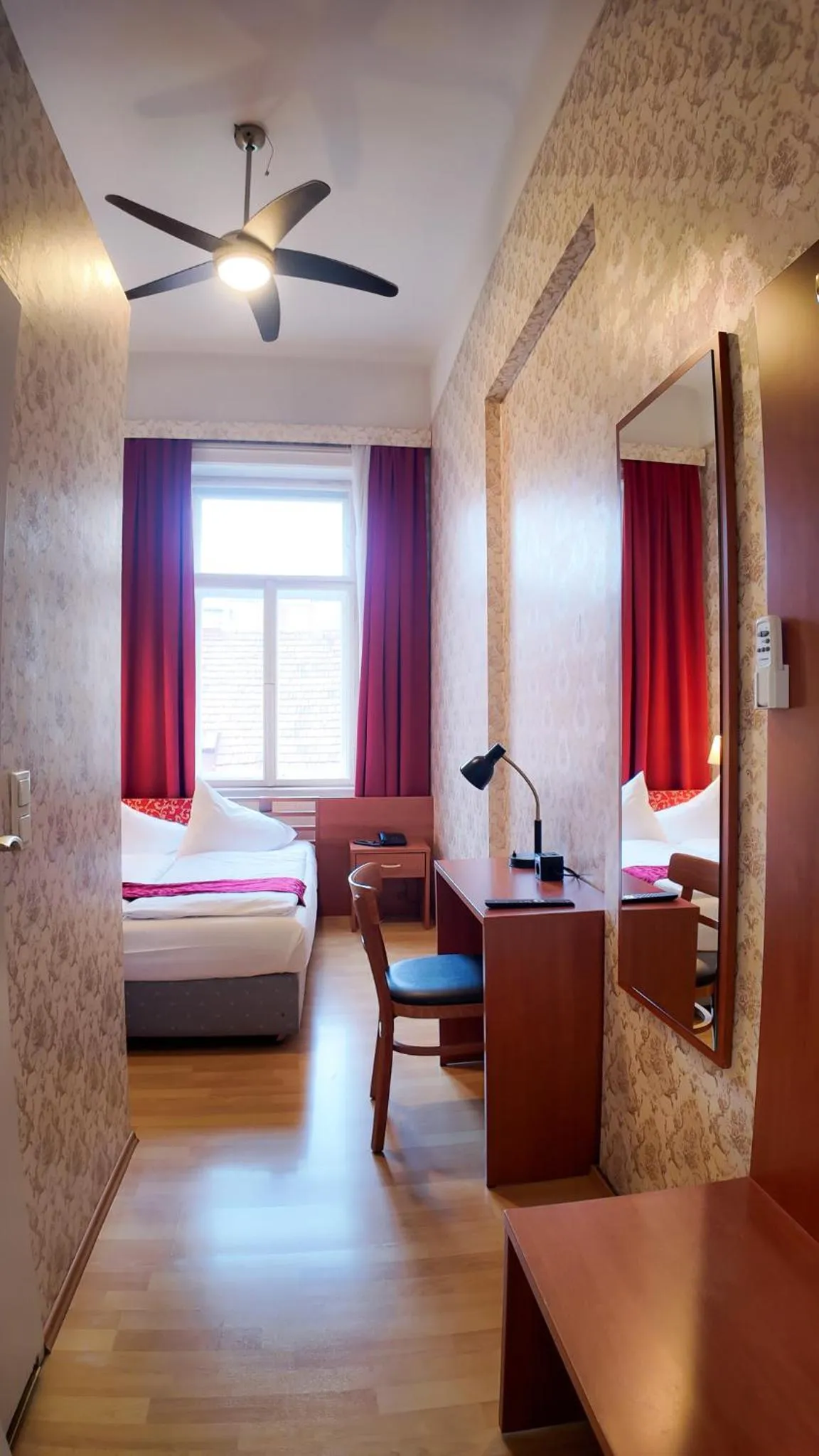 Bed in HPA Hotel Andreas