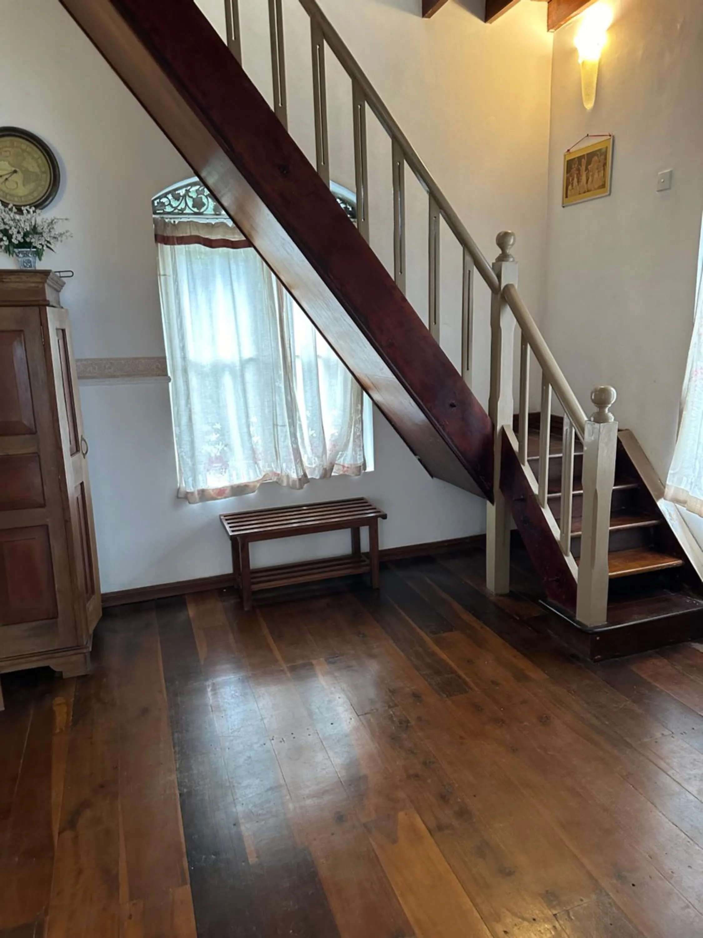 Facade/entrance in Manor House-Kandy
