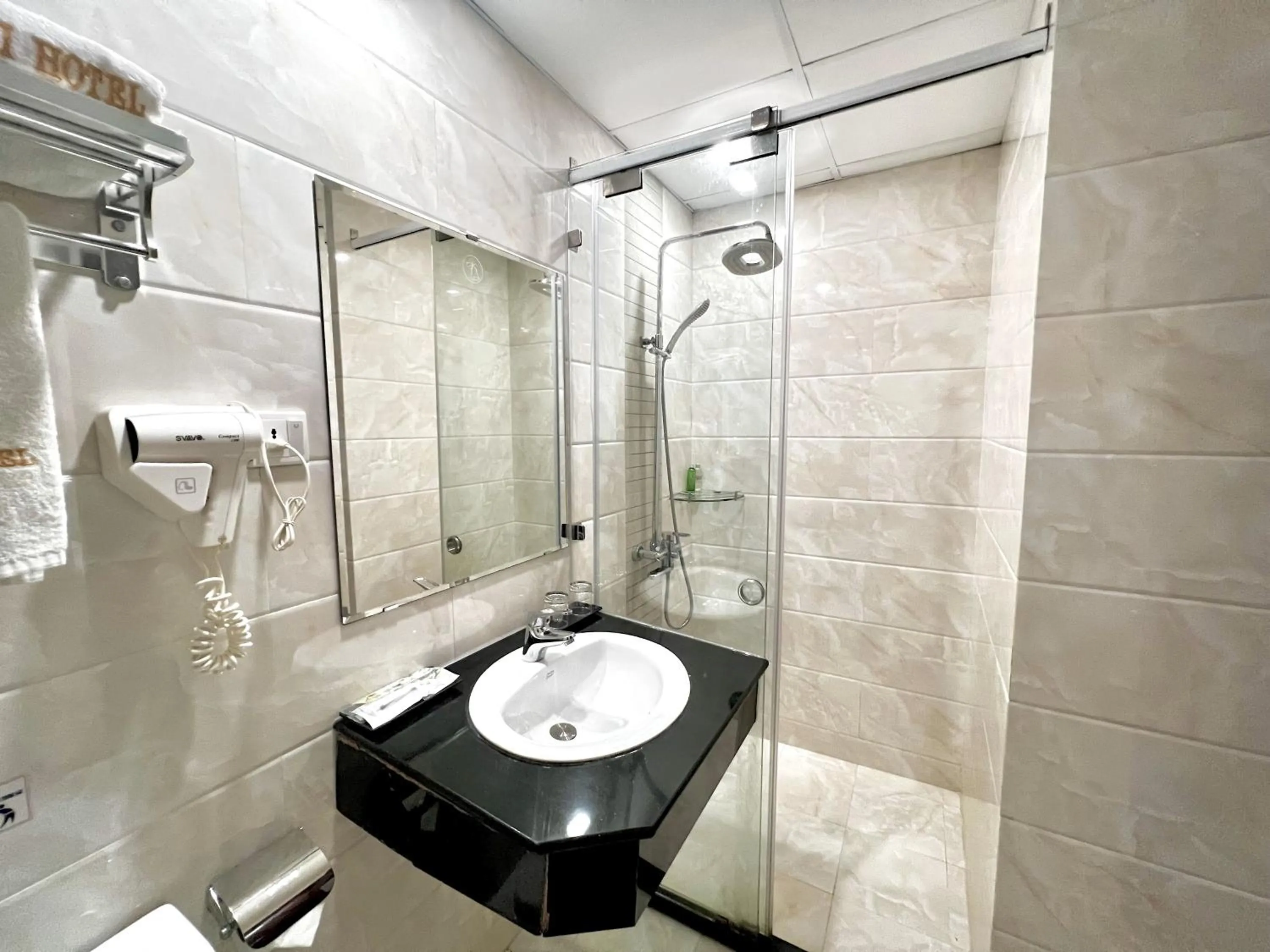 Shower in Sao Mai Hotel