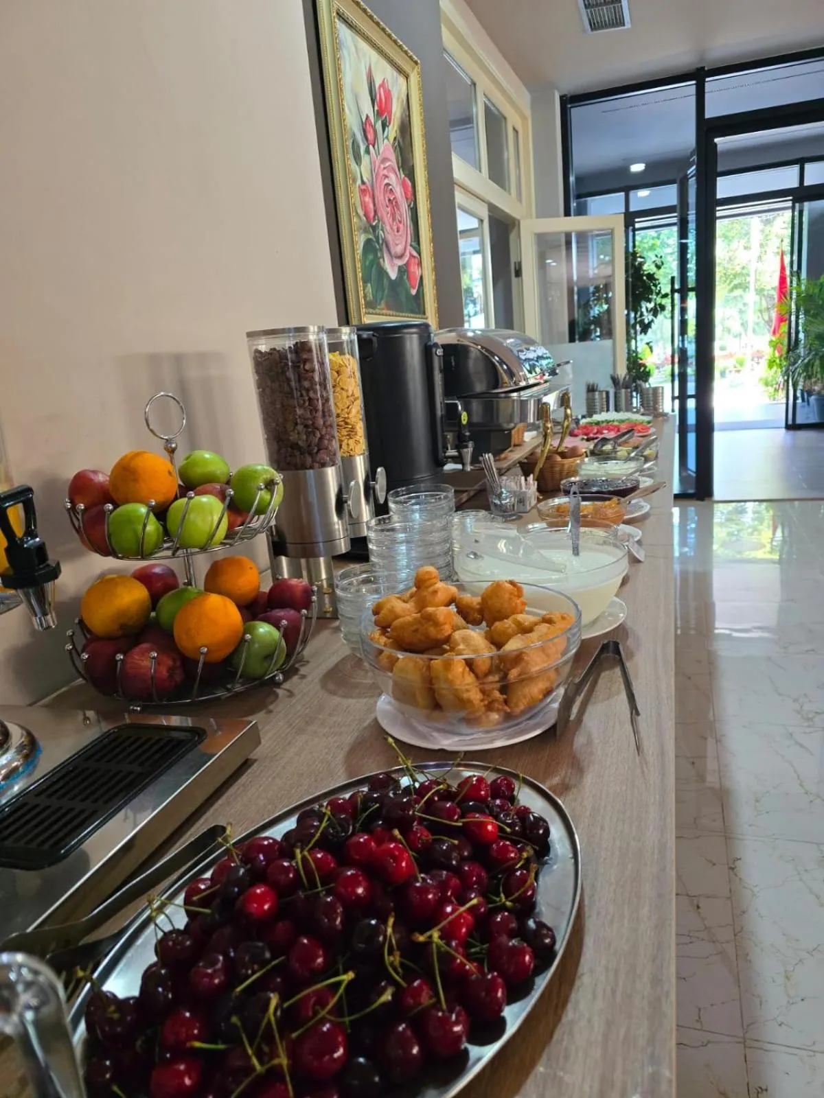 Dining area in Perla Hotel