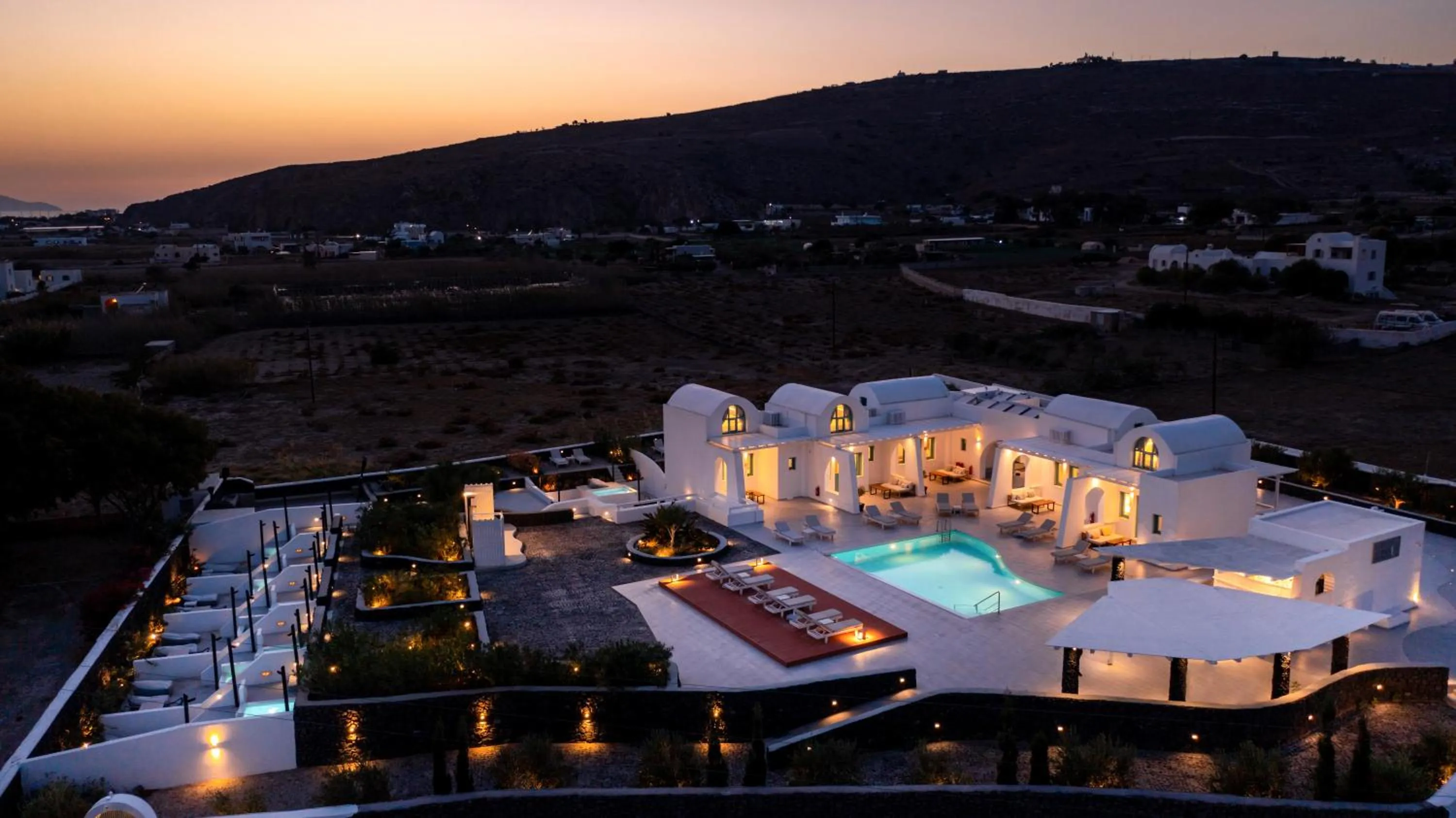 Property building in Santa Irina Luxury Sunny Lofts