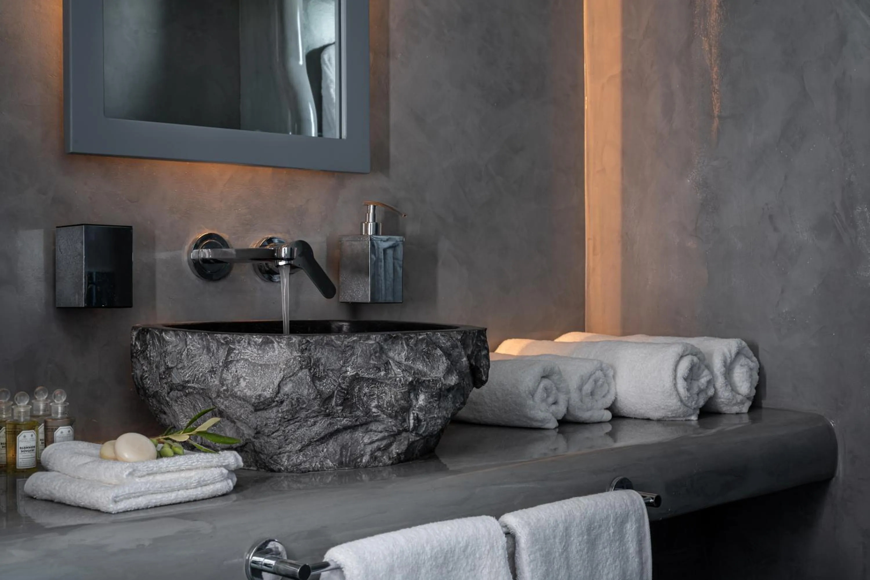 Bathroom, Bed in Santa Irina Luxury Sunny Lofts