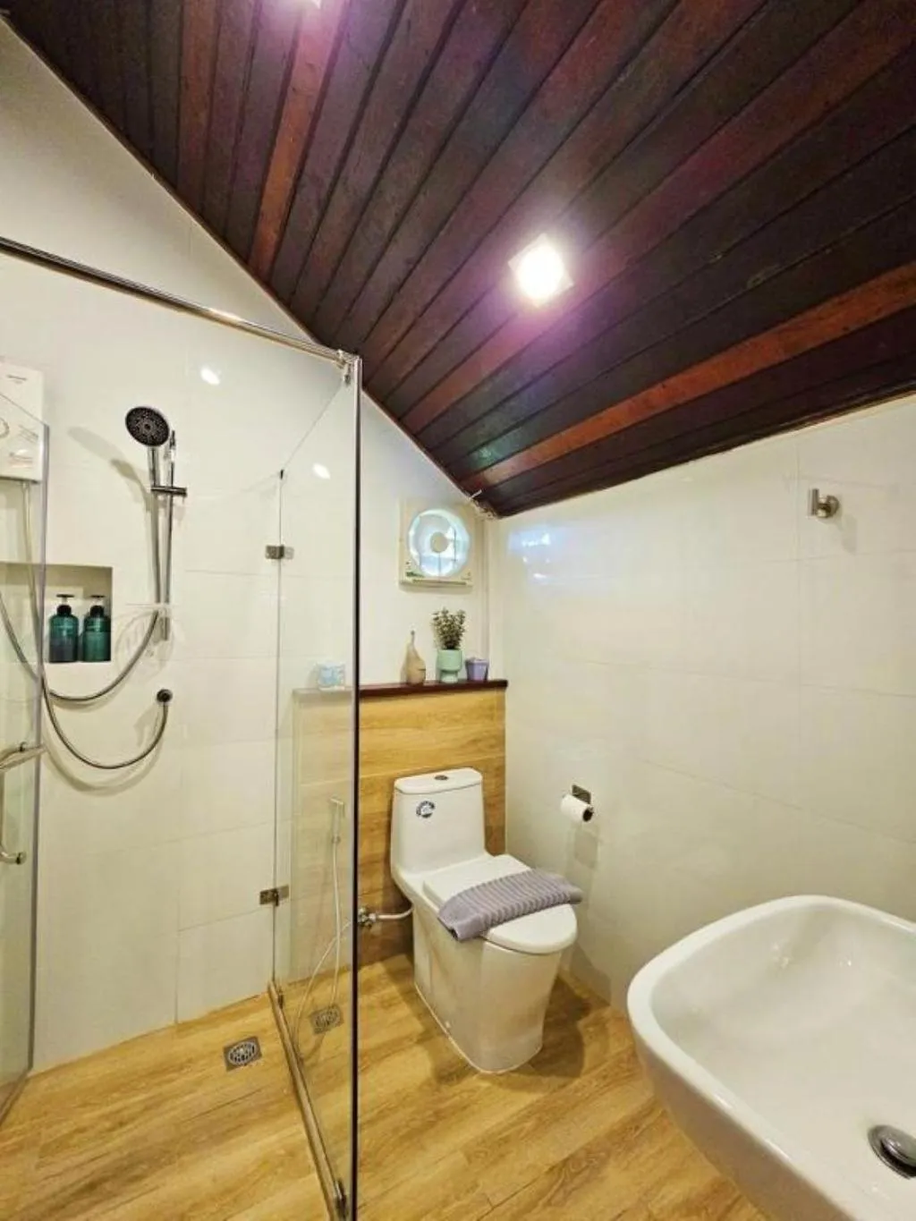 Bathroom in Siri Lagoona Resort