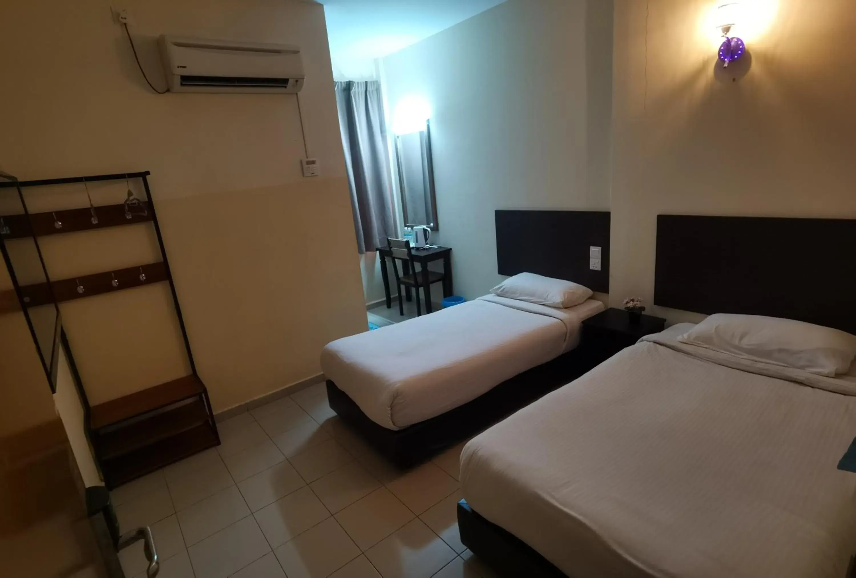 Twin Room with View in NGS Hotel Twin Room with View in NGS Hotel