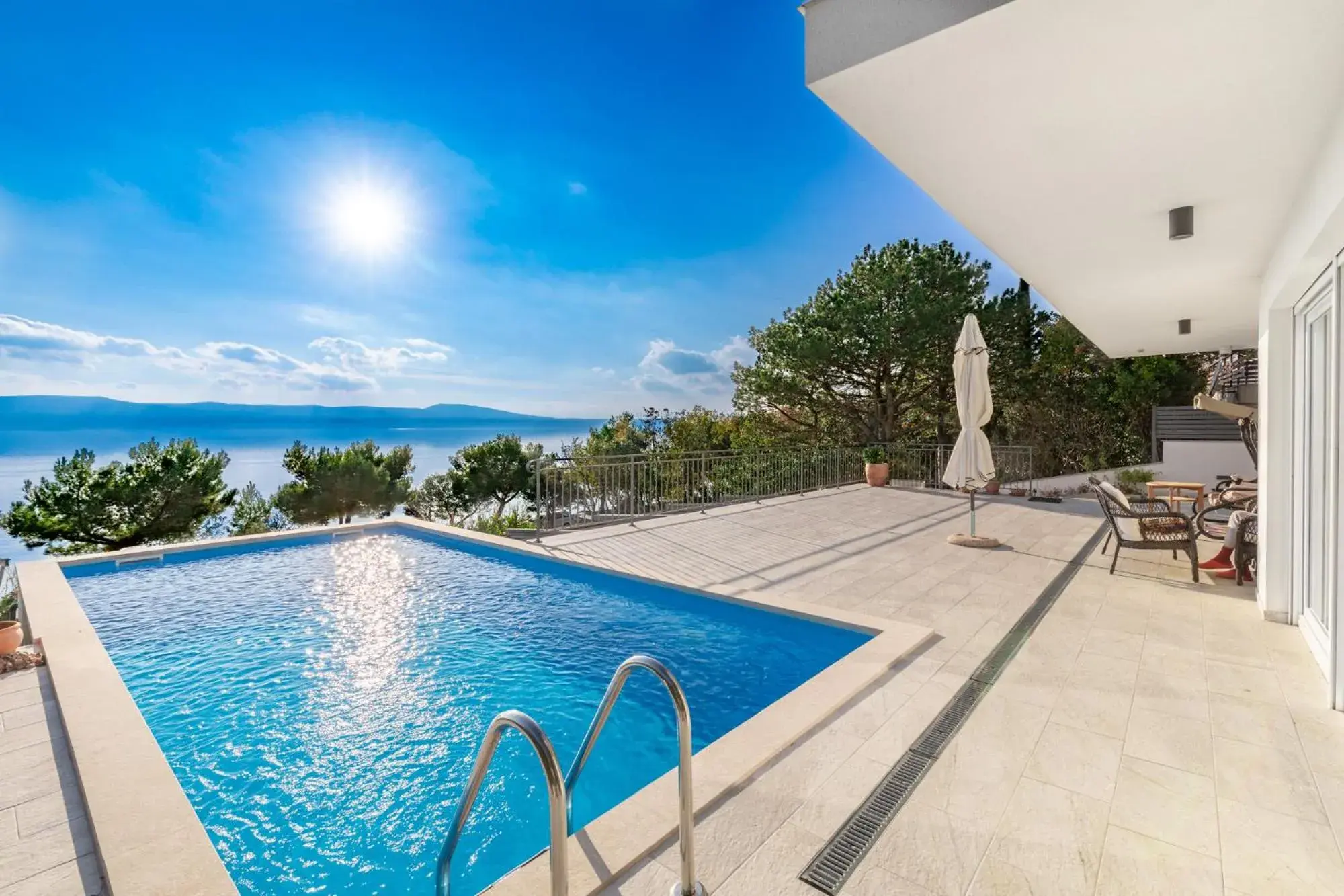 The View by aneo travel The View by aneo travel