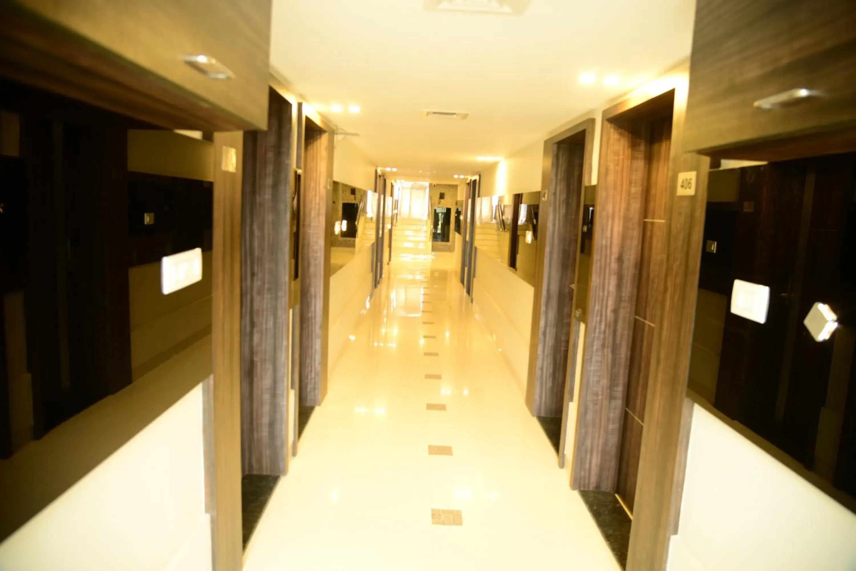 Property building in Miles Inn Hotel Property building in Miles Inn Hotel