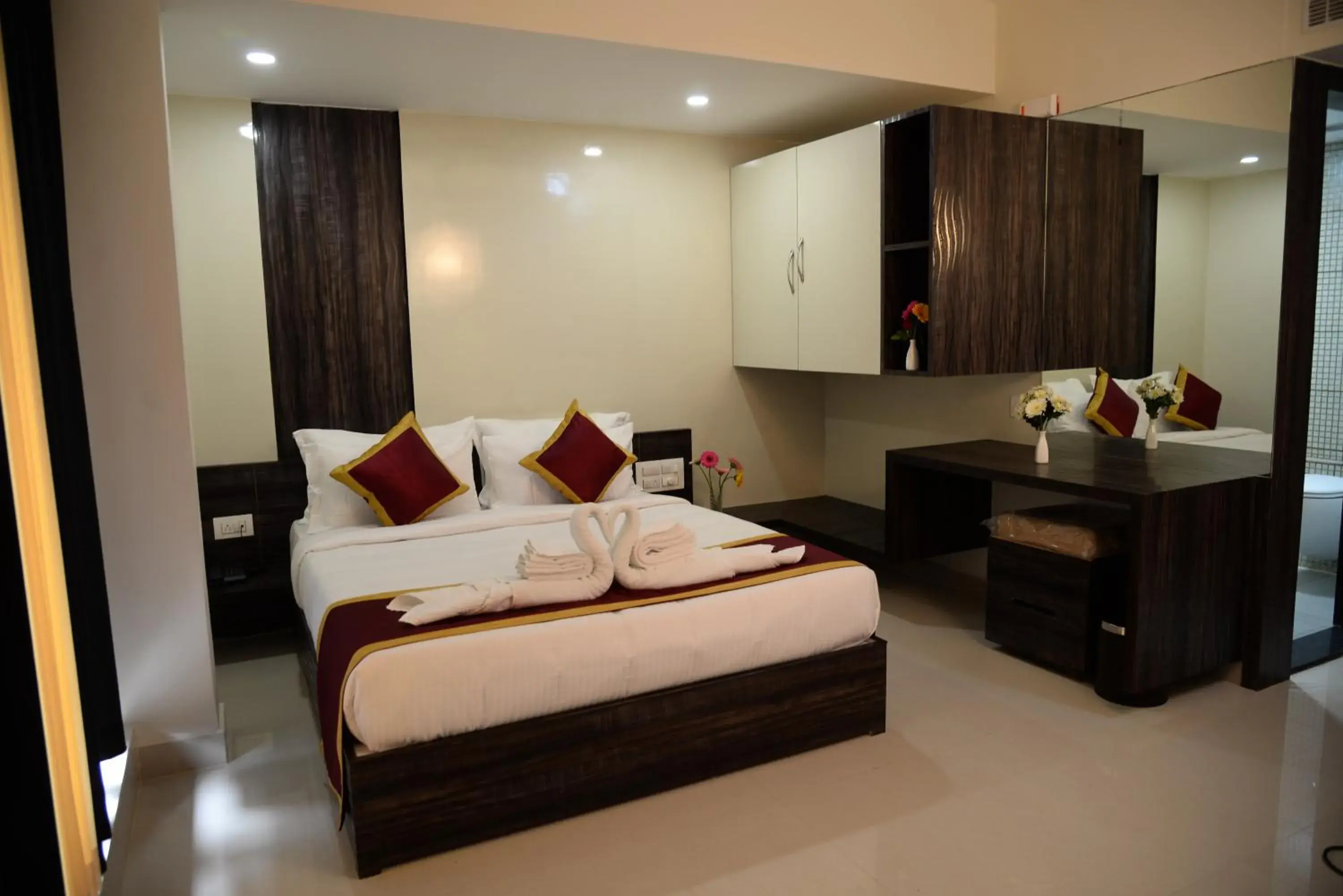 Bed in Miles Inn Hotel Bed in Miles Inn Hotel