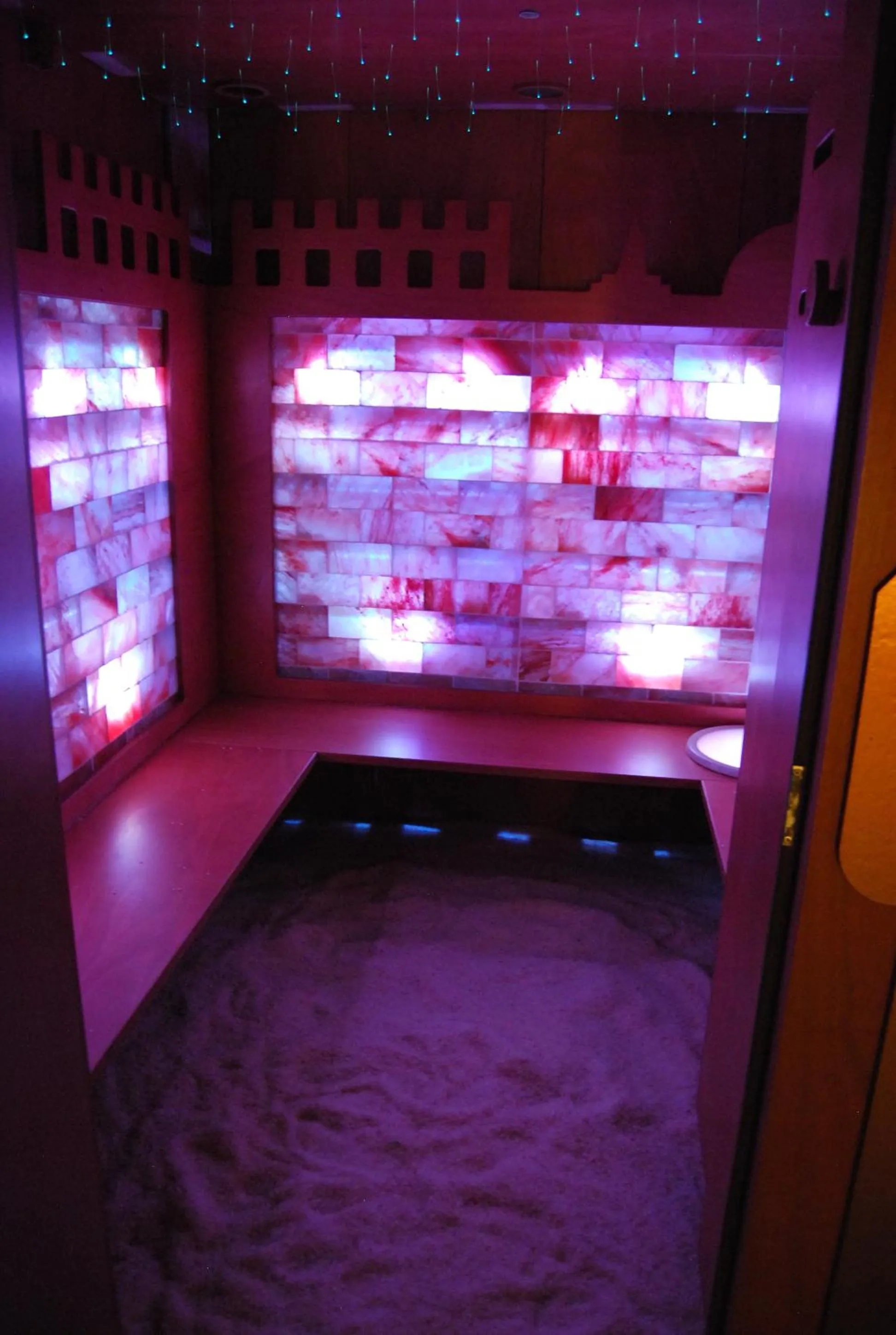 Spa and wellness centre/facilities in 2 KITARRAT Boutique Hotel & SPA