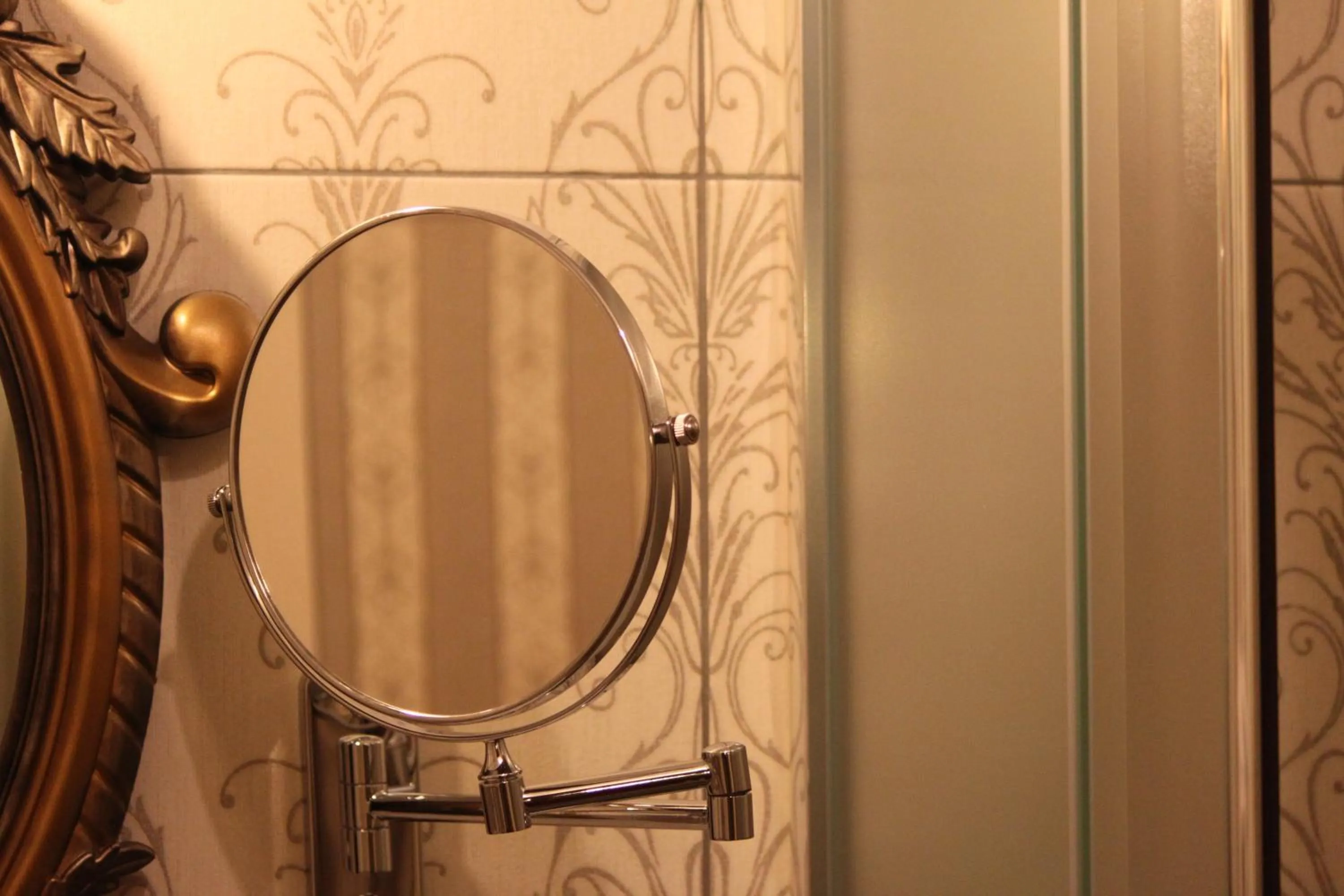 2 KITARRAT Boutique Hotel & SPA