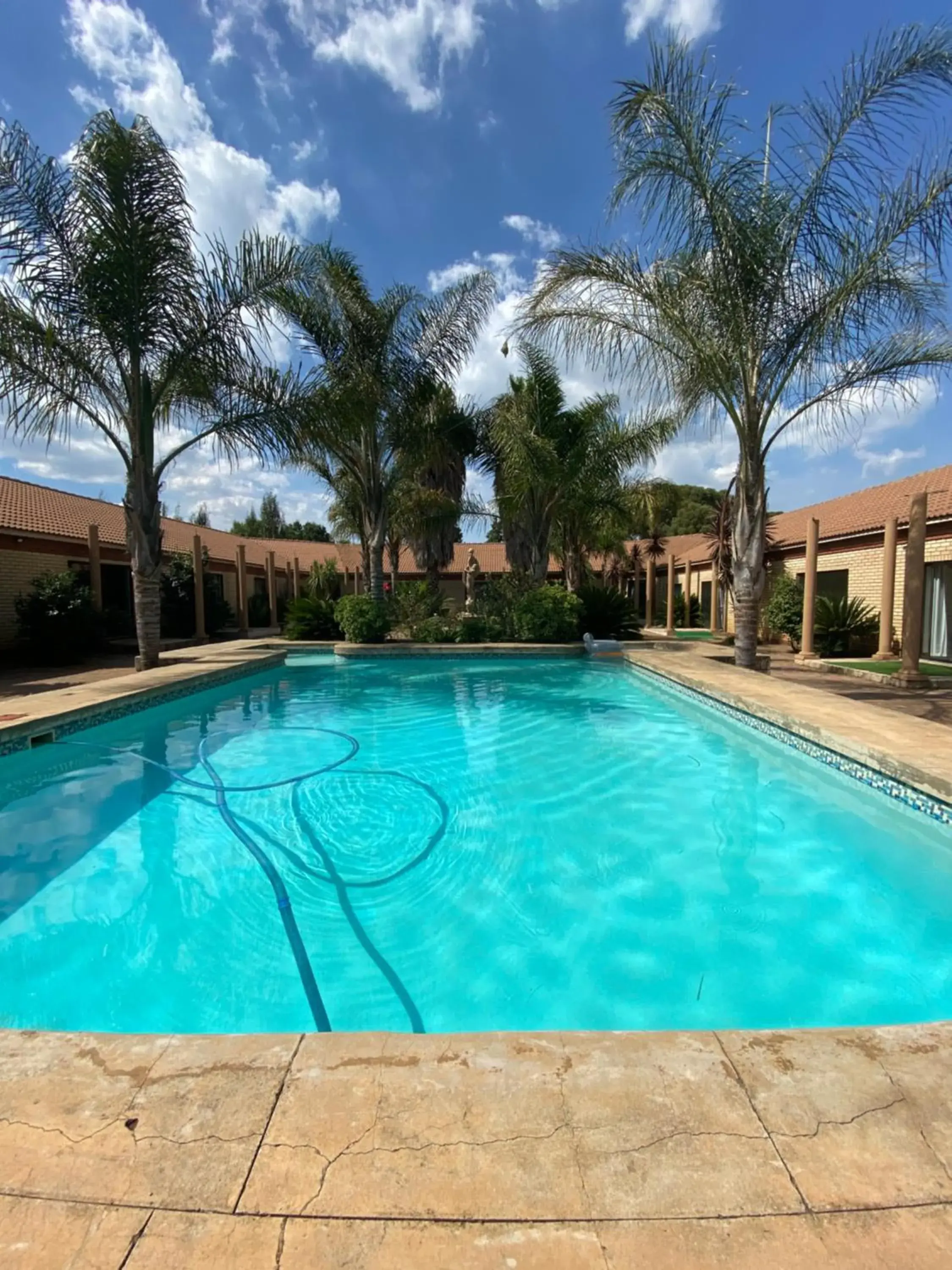 Tamarisk Guest Lodge Tamarisk Guest Lodge