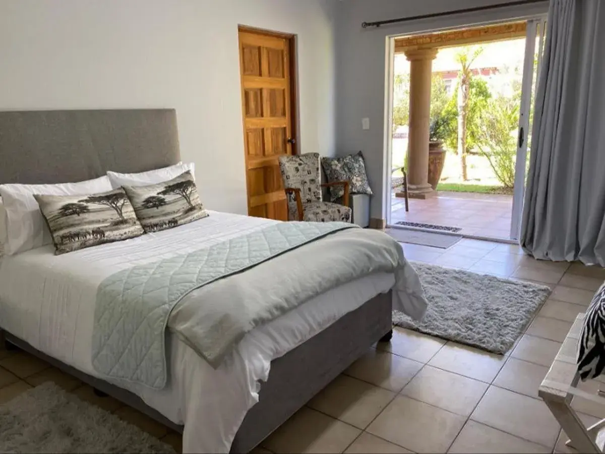 Suite - single occupancy in Tamarisk Guest Lodge Suite - single occupancy in Tamarisk Guest Lodge