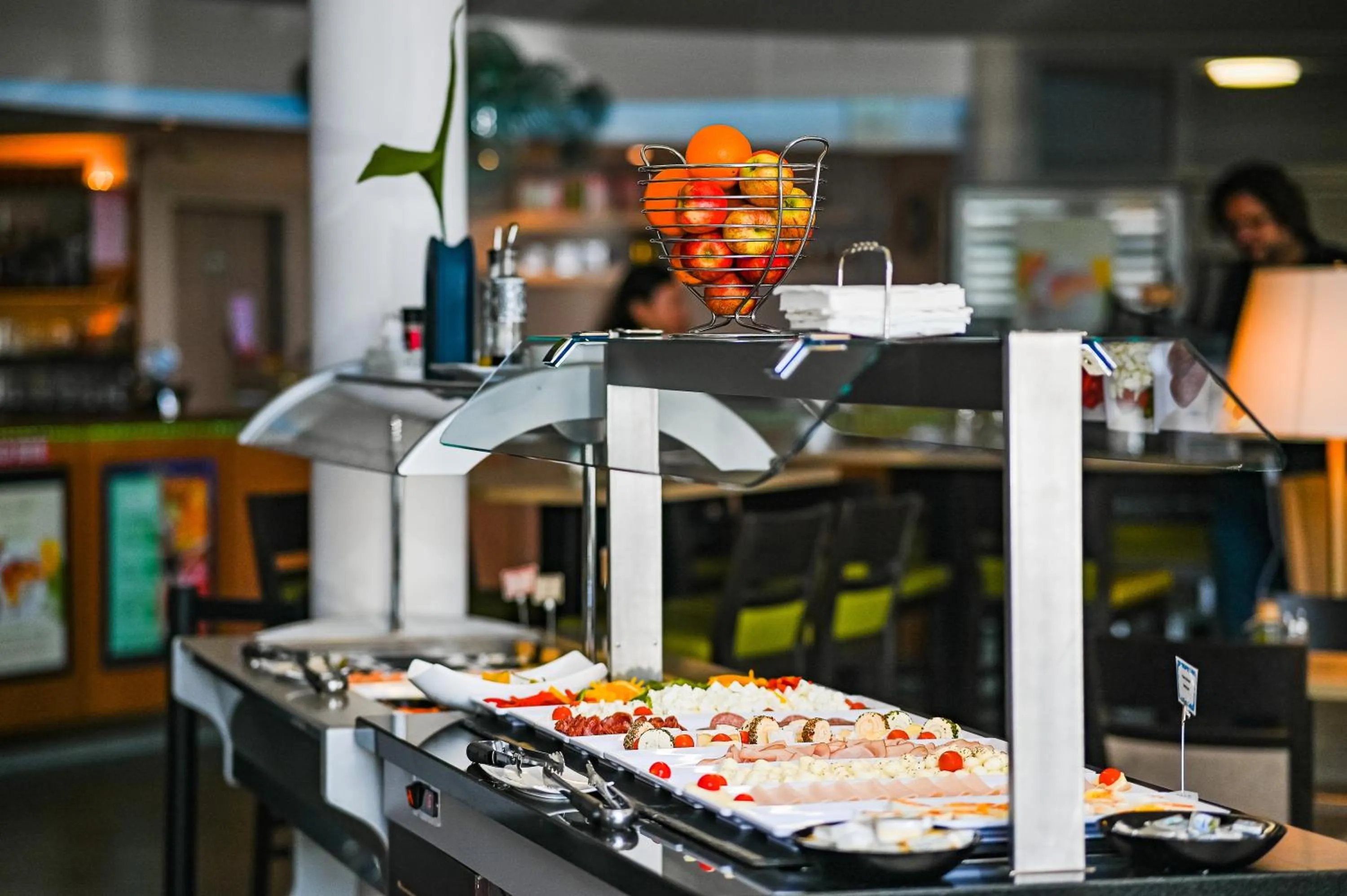 Breakfast in LifeHotel Vienna Airport