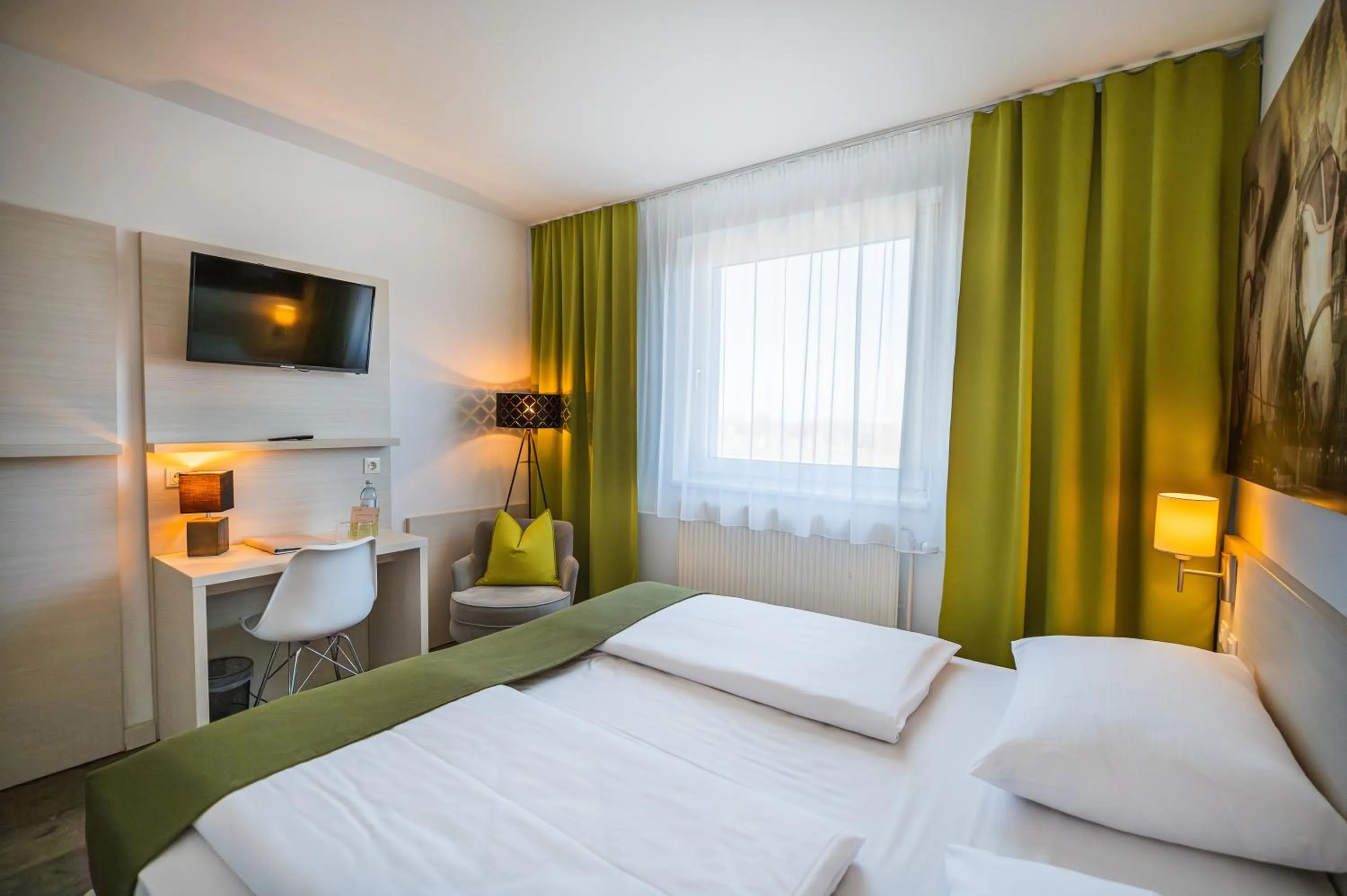 Bed in LifeHotel Vienna Airport