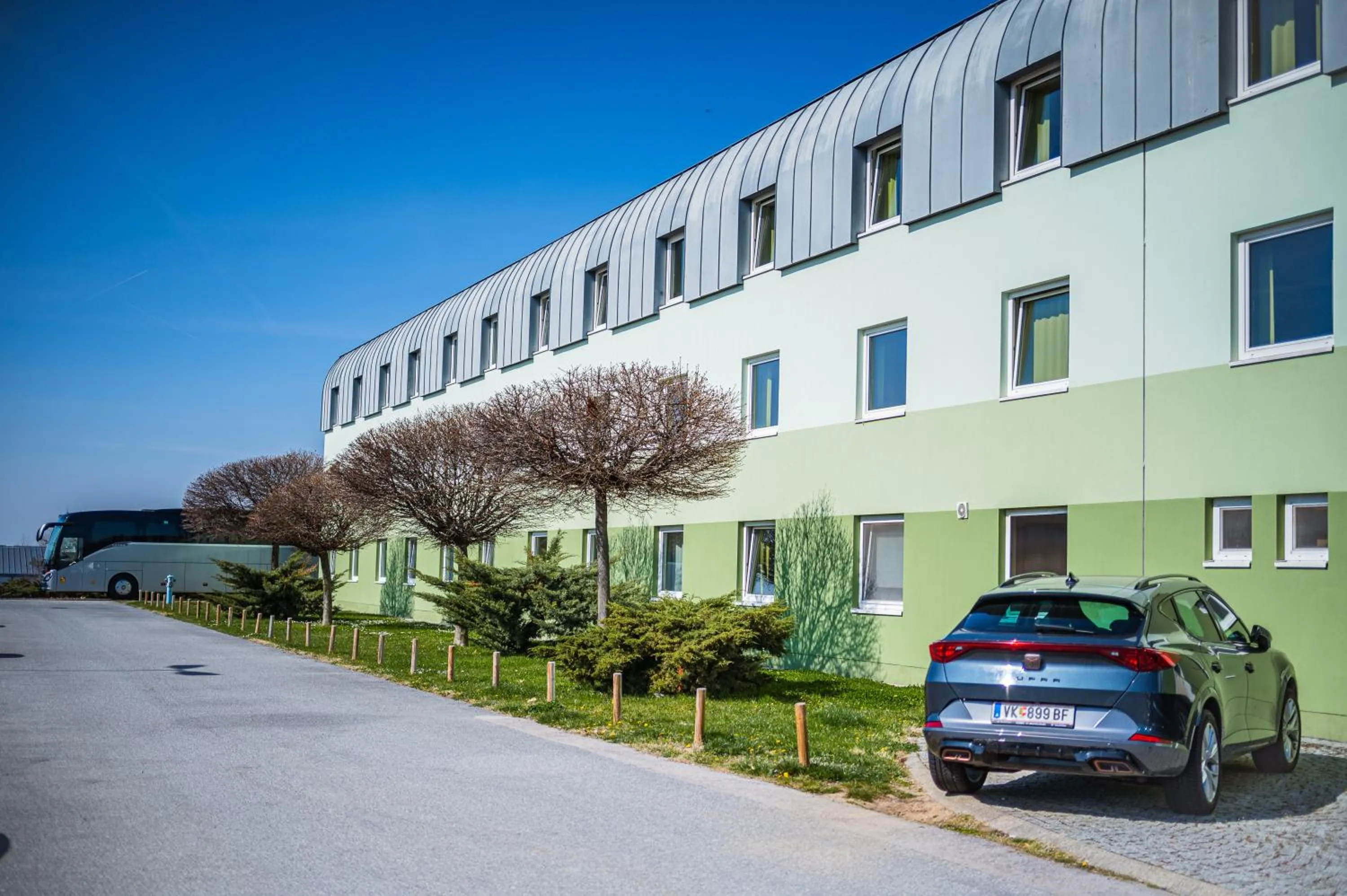 Property building in LifeHotel Vienna Airport