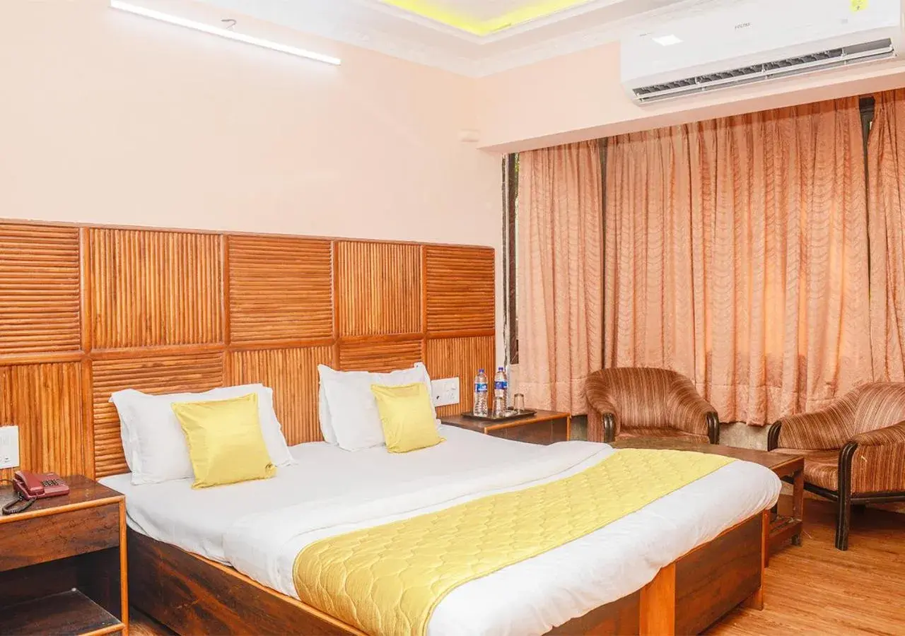 Bed in Hotel Subhash- Andheri Bed in Hotel Subhash- Andheri