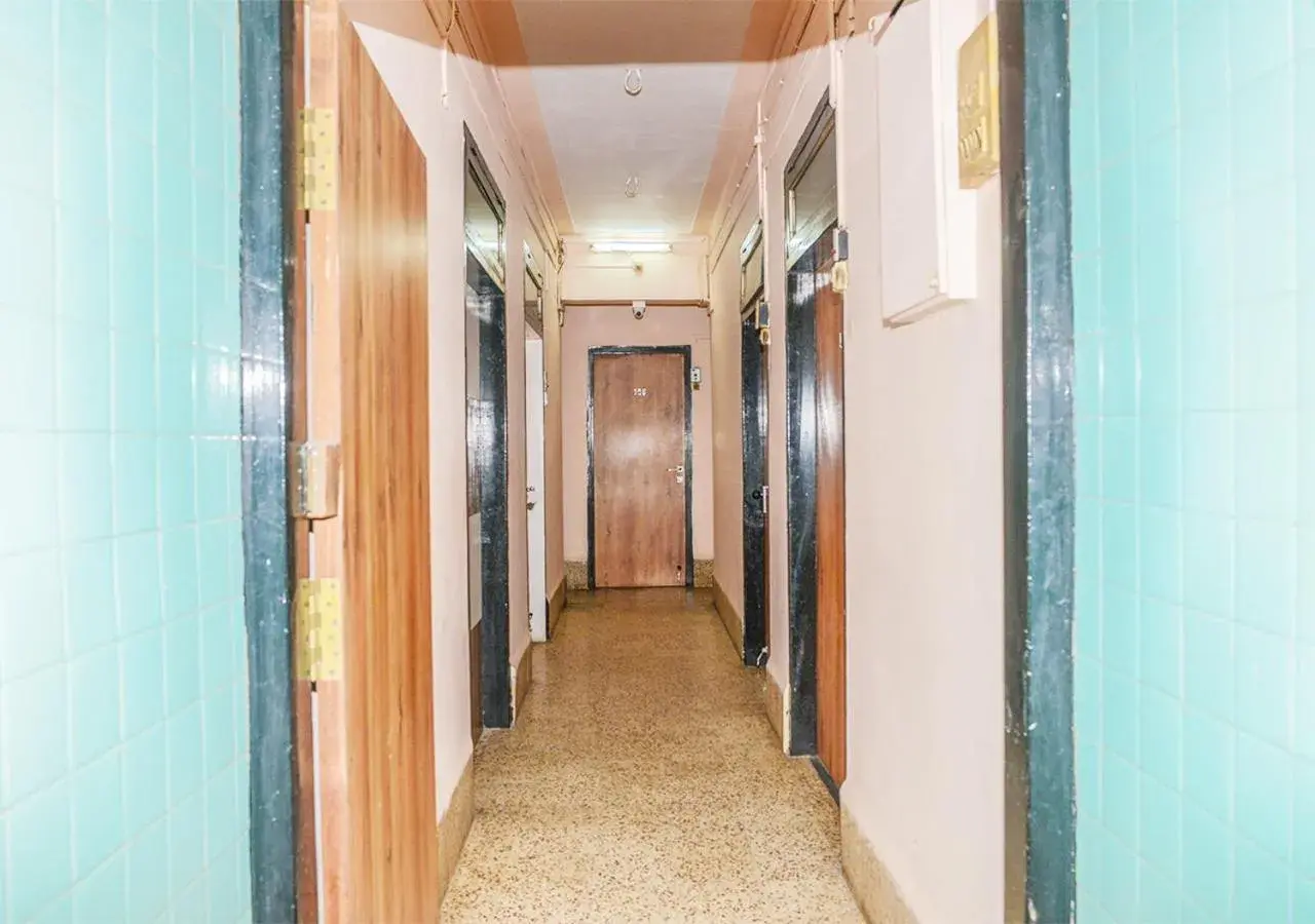 Property building in Hotel Subhash- Andheri Property building in Hotel Subhash- Andheri
