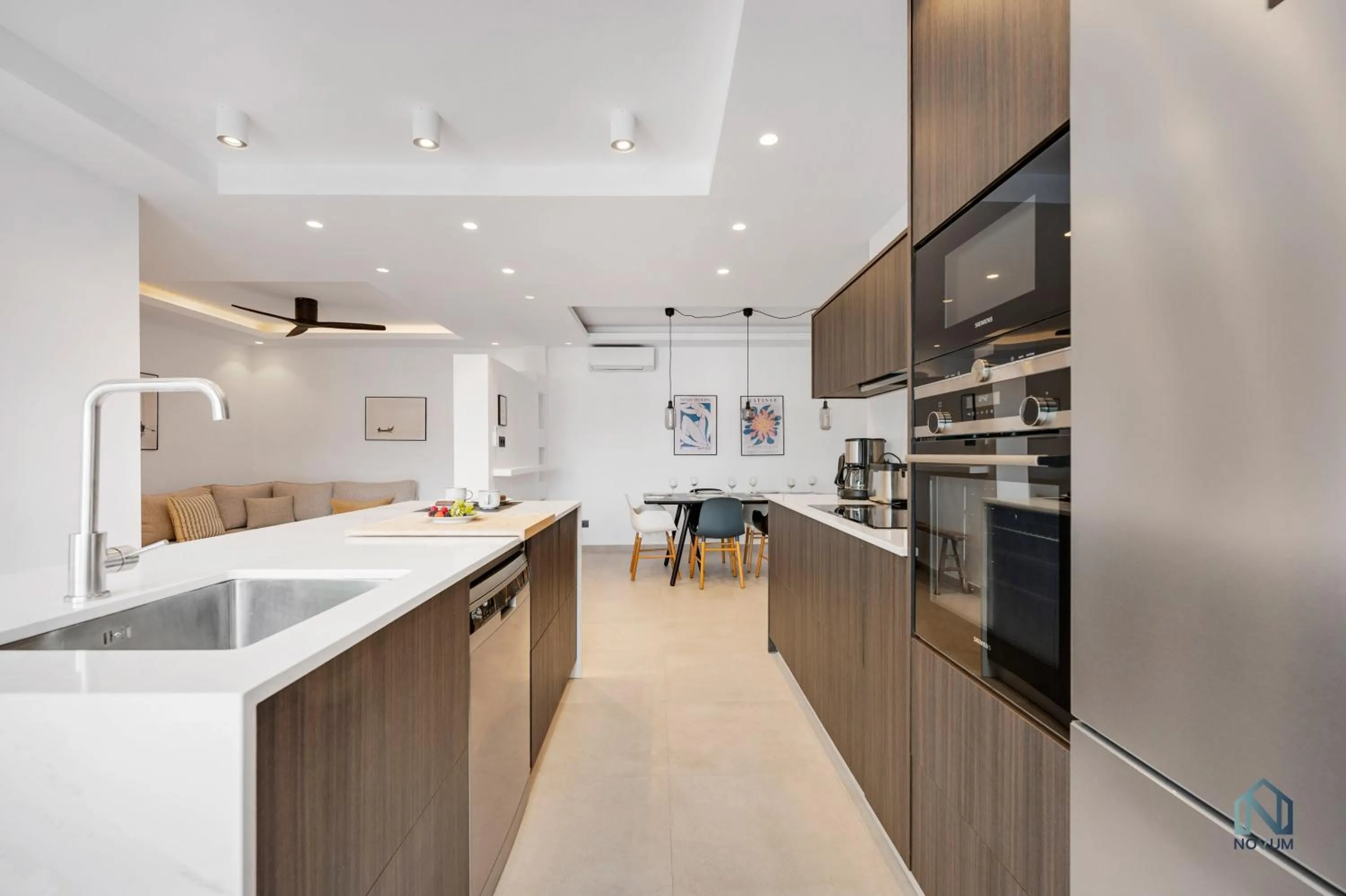 Kitchen or kitchenette in Luxury 3BED in Aldea Blanca, Pool & Puerto Banús