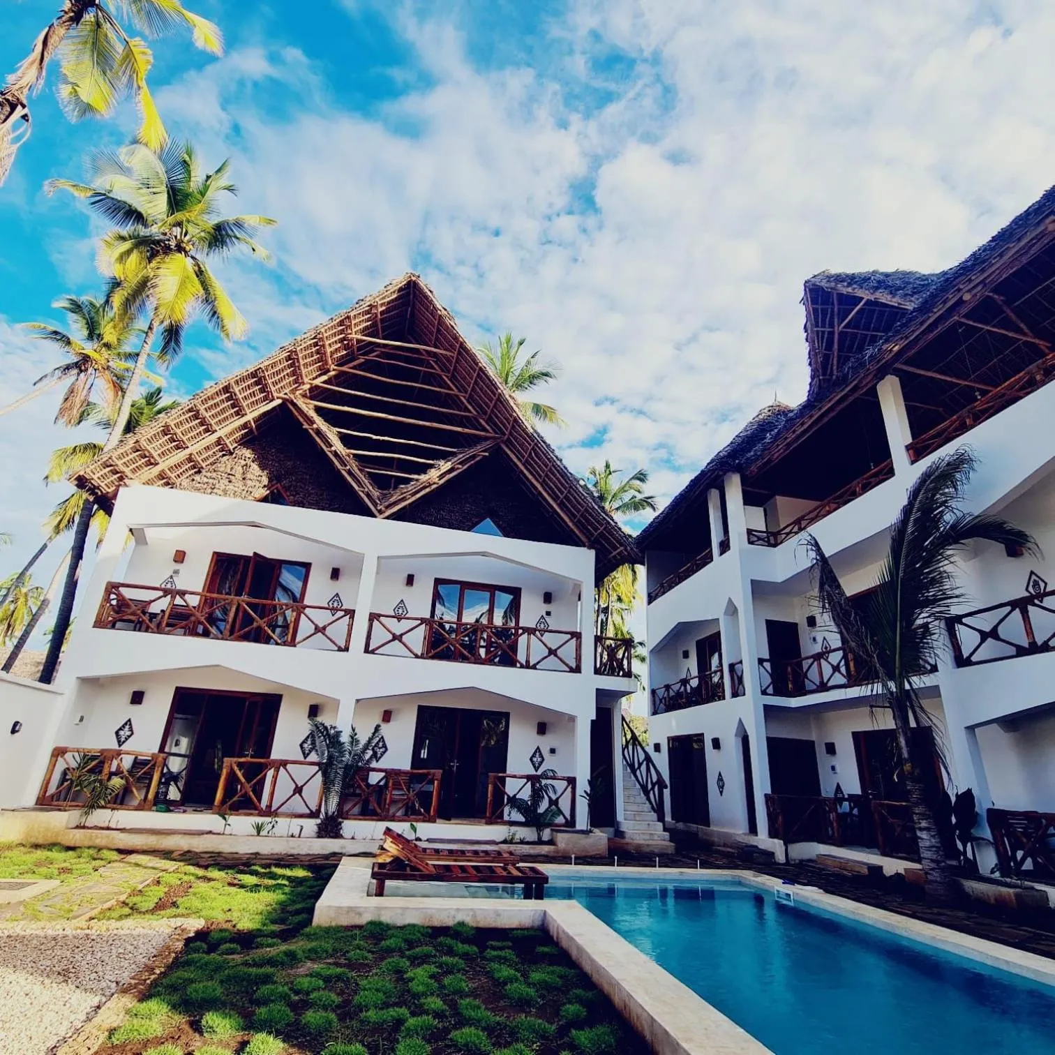 Property building in Mambo Cabana