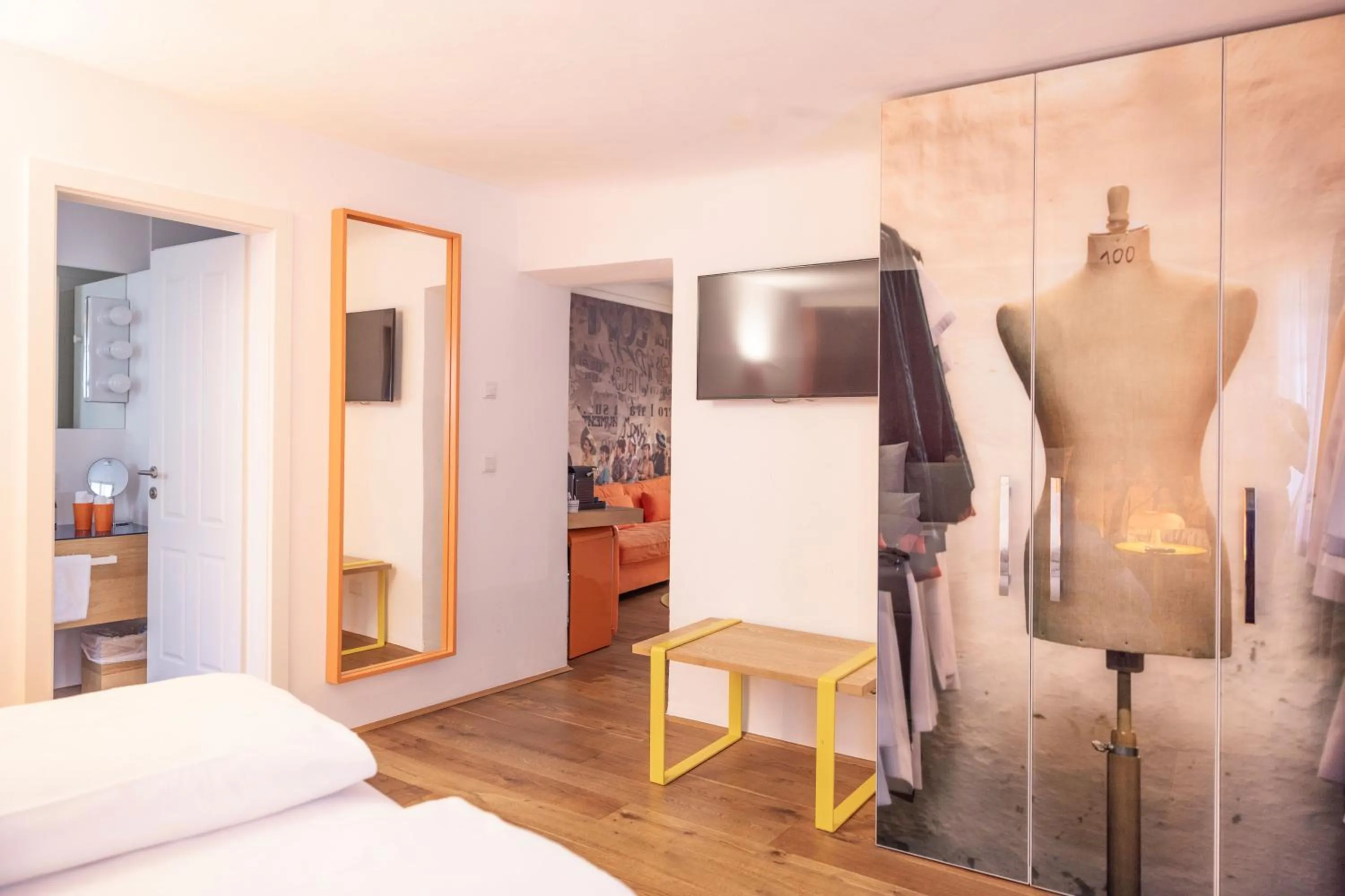 Bed in Small Luxury Hotel Goldgasse