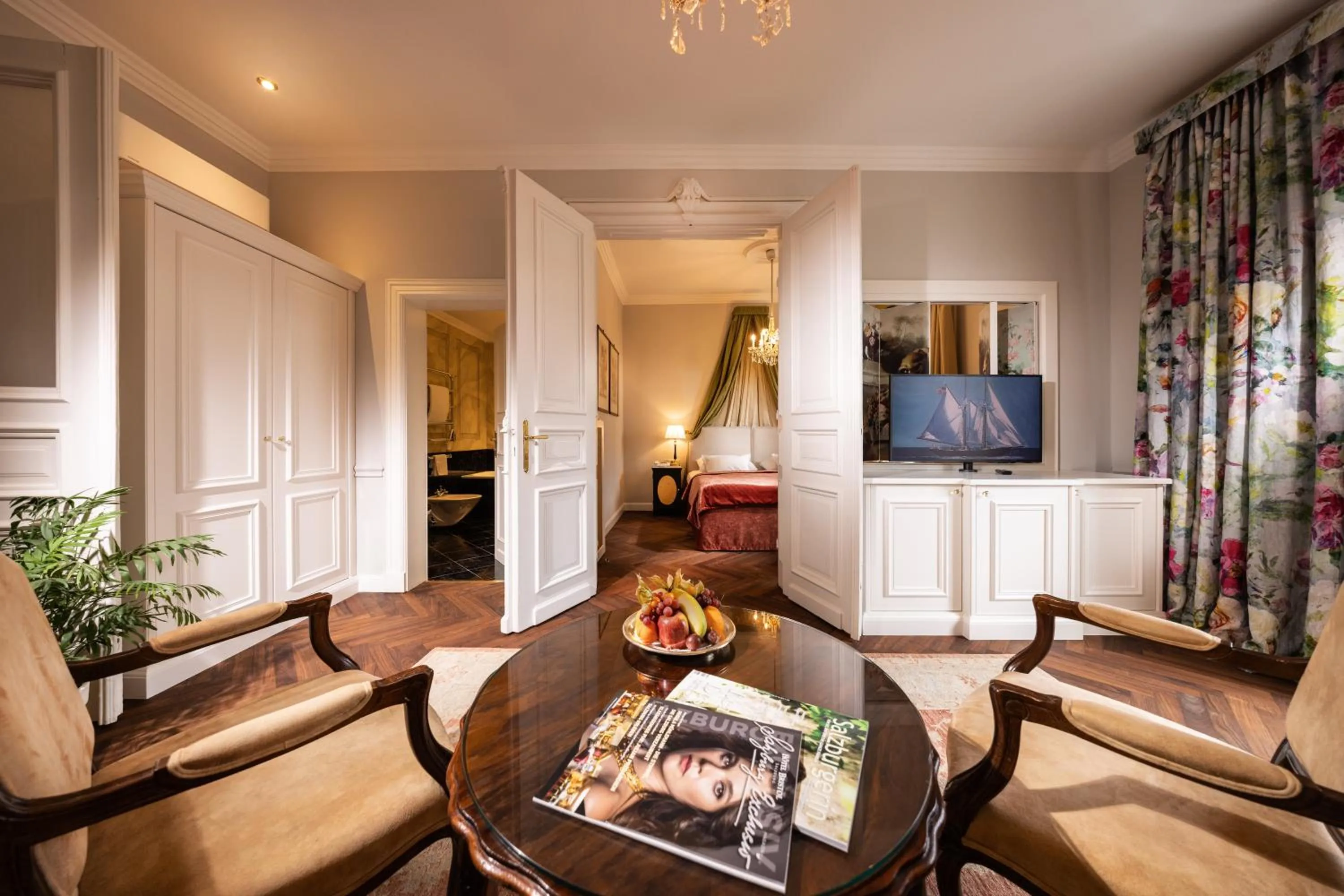 Living room in Hotel Bristol Salzburg
