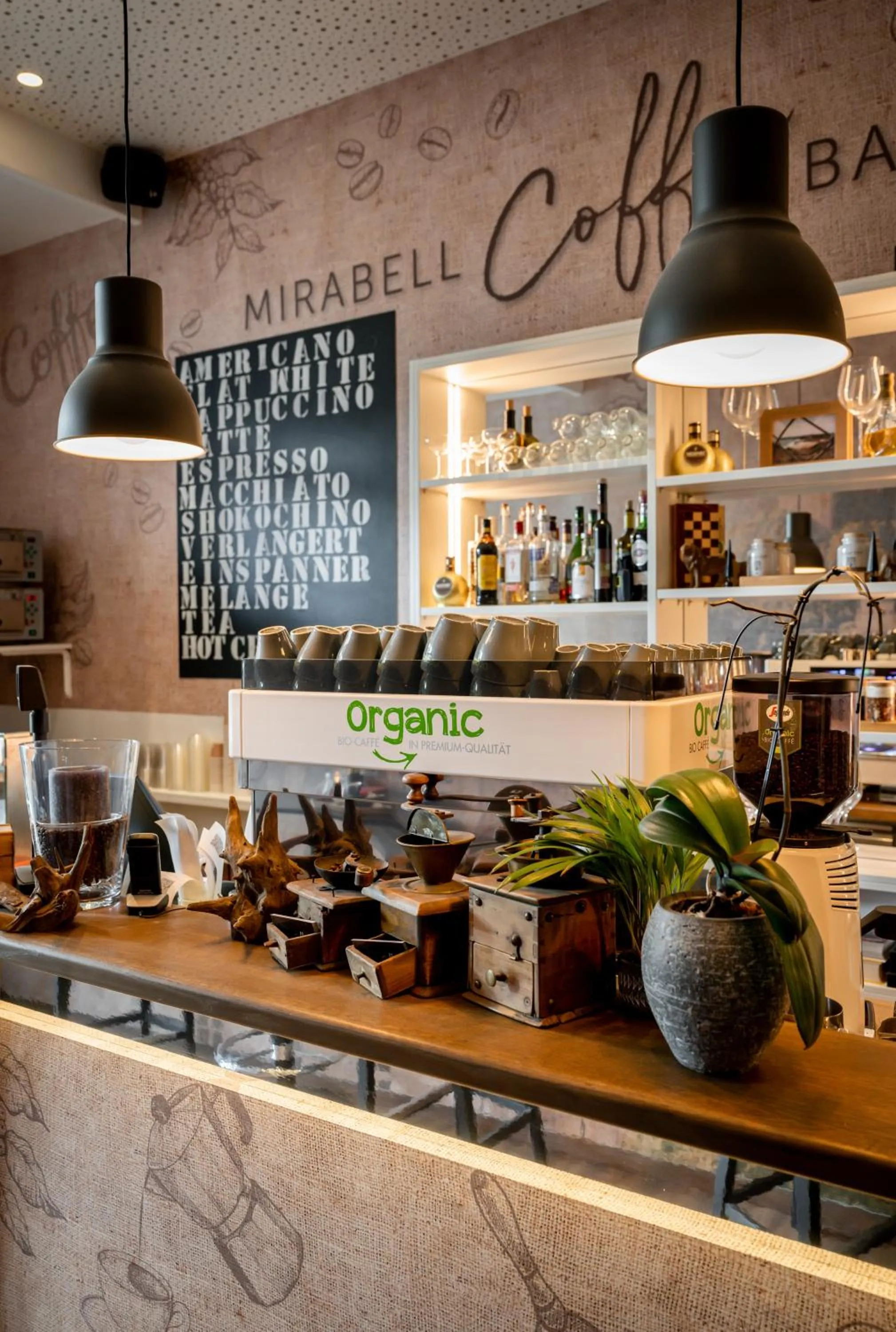 Restaurant/places to eat in Hotel am Mirabellplatz