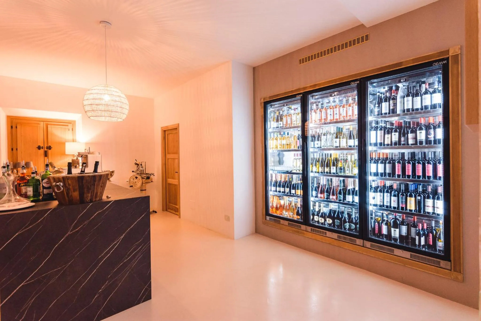 Lounge or bar in Hotel Borgo Smeraldo