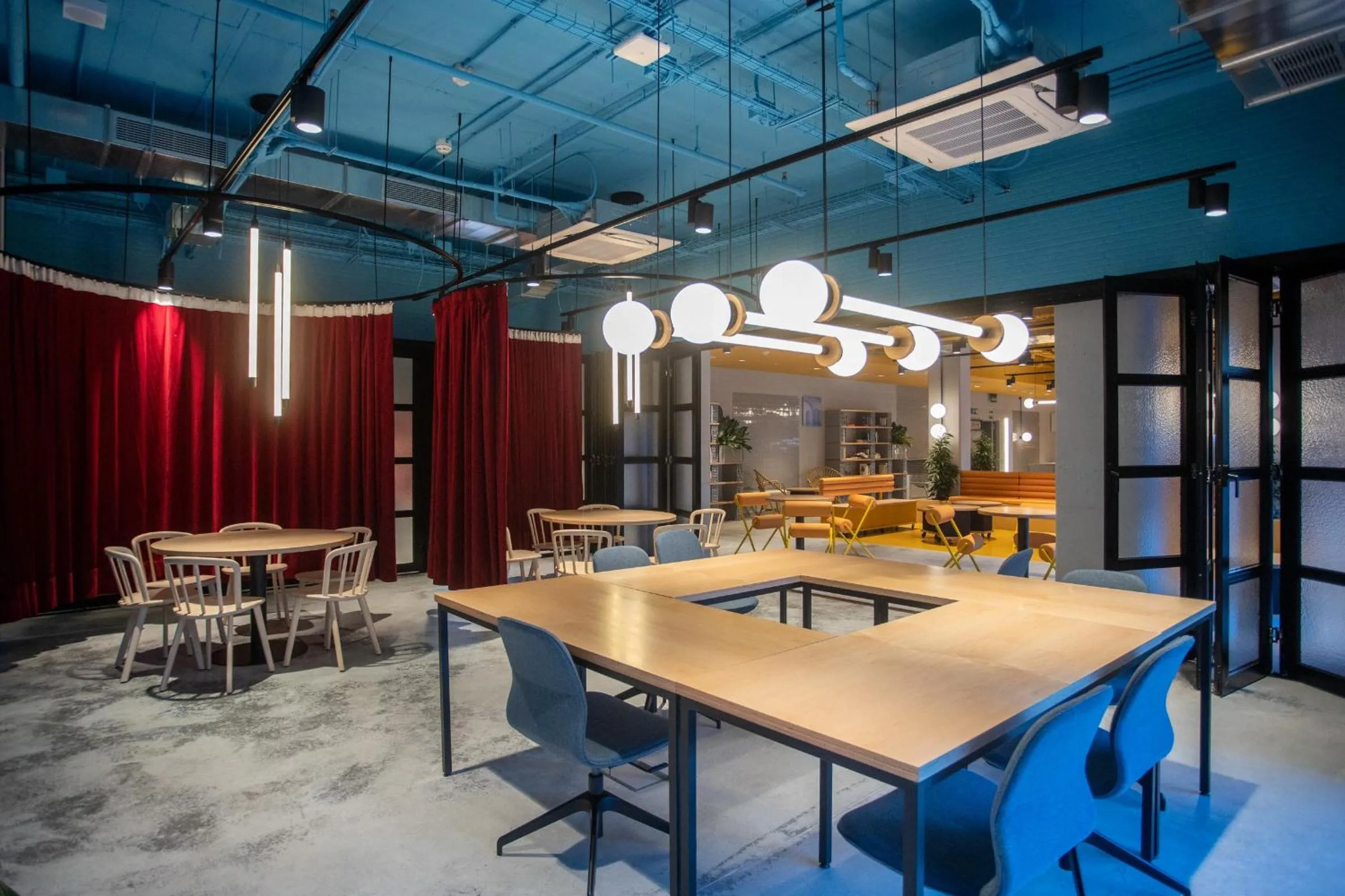 Business facilities in Residencia Universitaria Resa San Mamés