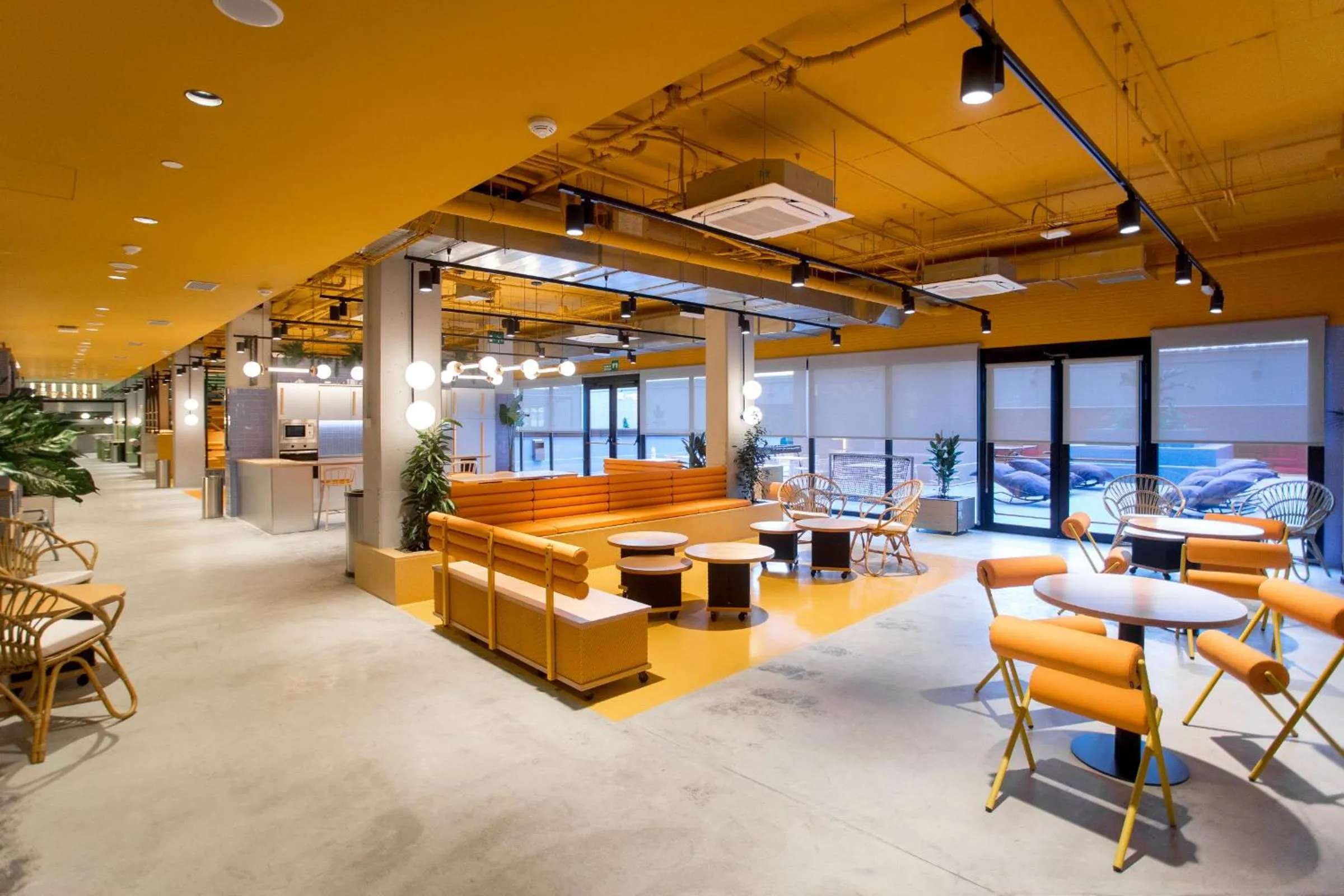 Communal lounge/ TV room in Residencia Universitaria Resa San Mamés