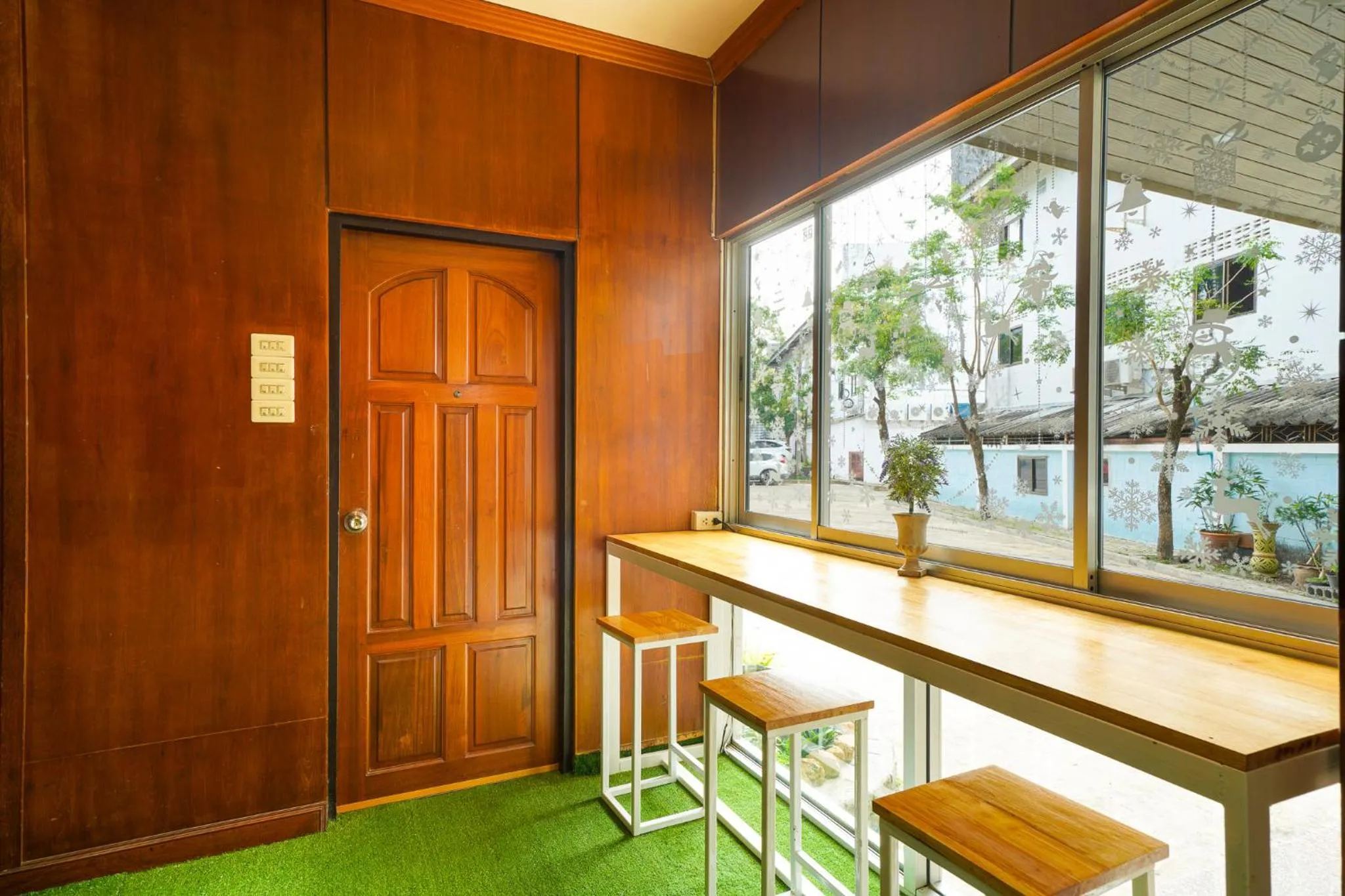 Lobby or reception in Mayfa Hotel - SHA extra plus