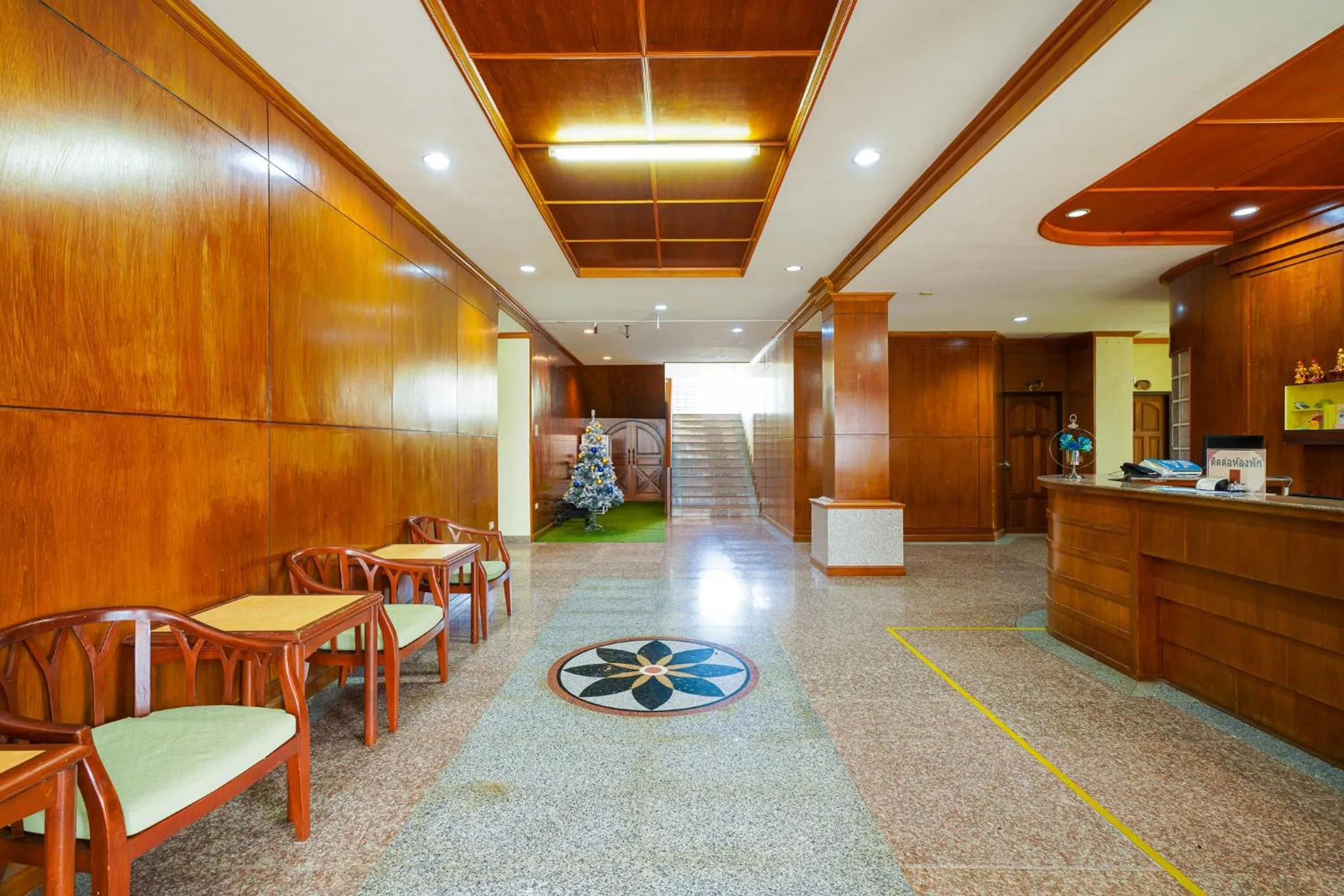 Lobby or reception in Mayfa Hotel - SHA extra plus