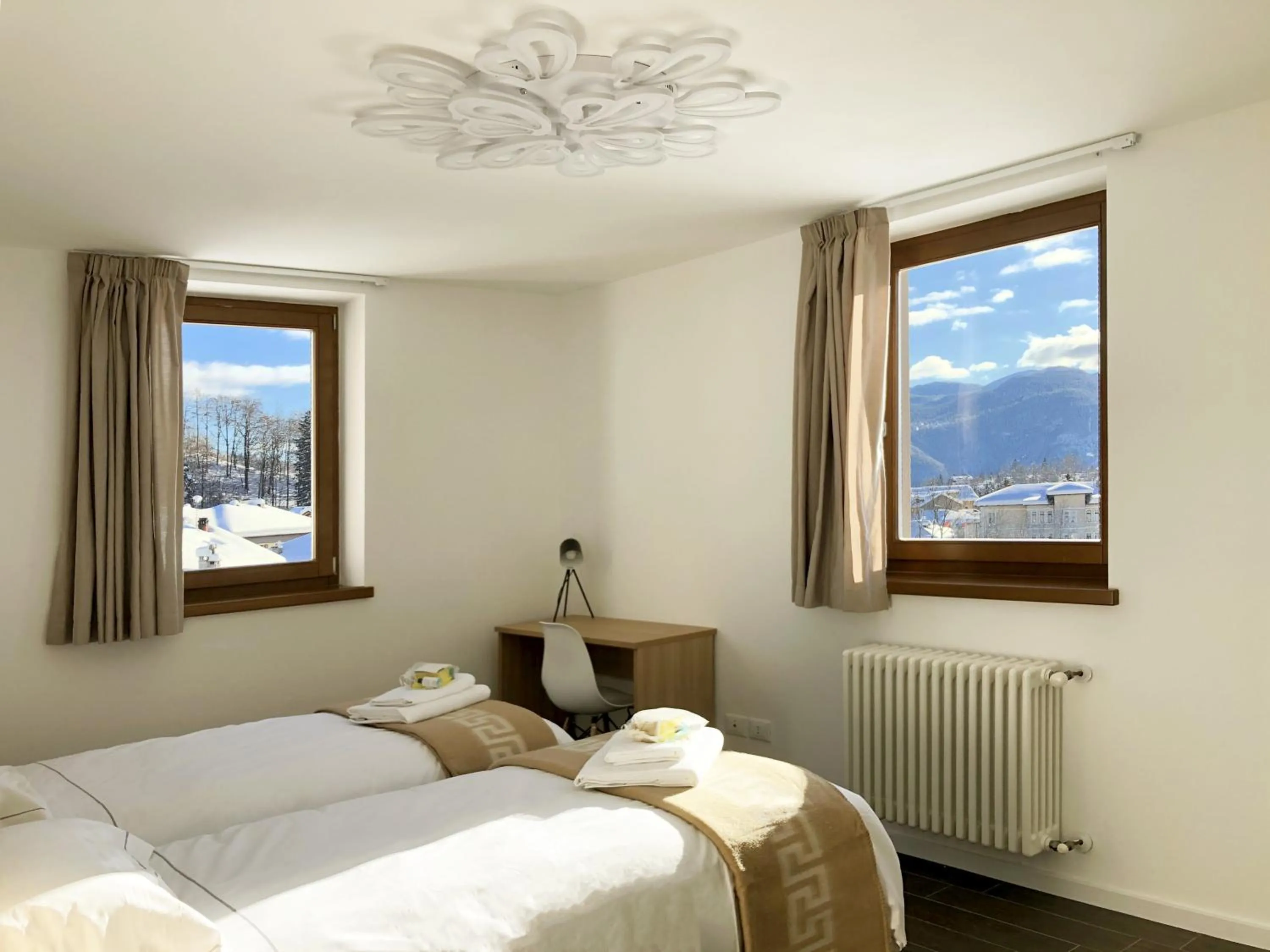 Bed in Residence Aurora